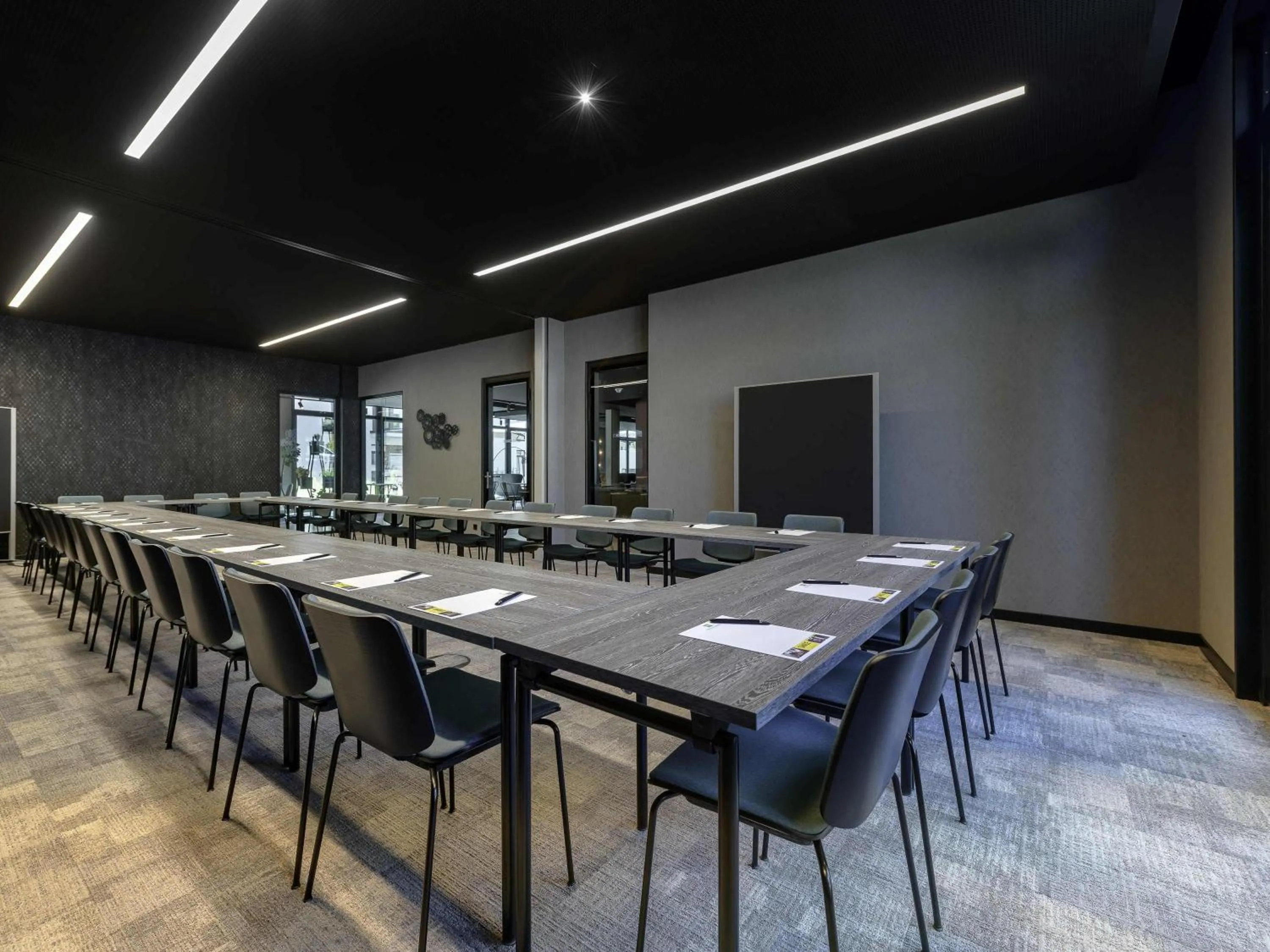 Meeting/conference room in ibis Styles Friedrichshafen