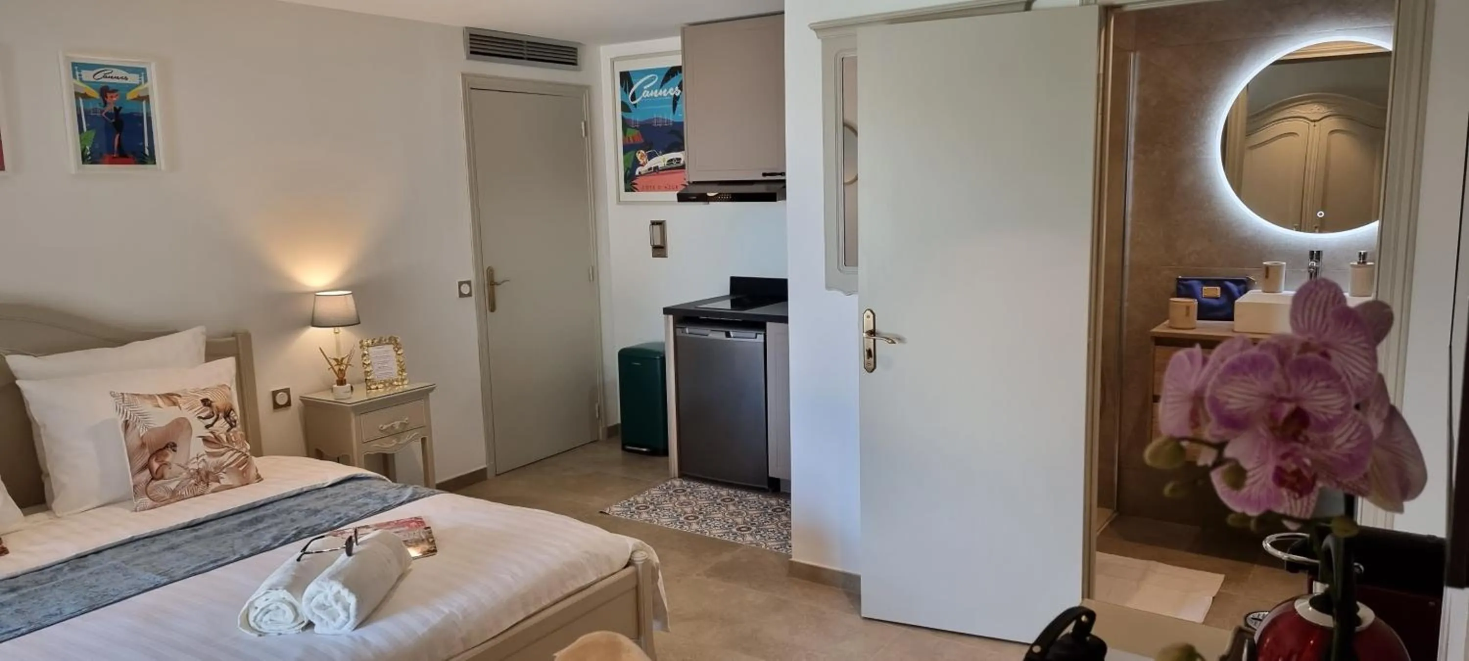 Bed in Loup Castel Boutique Hotel B&B