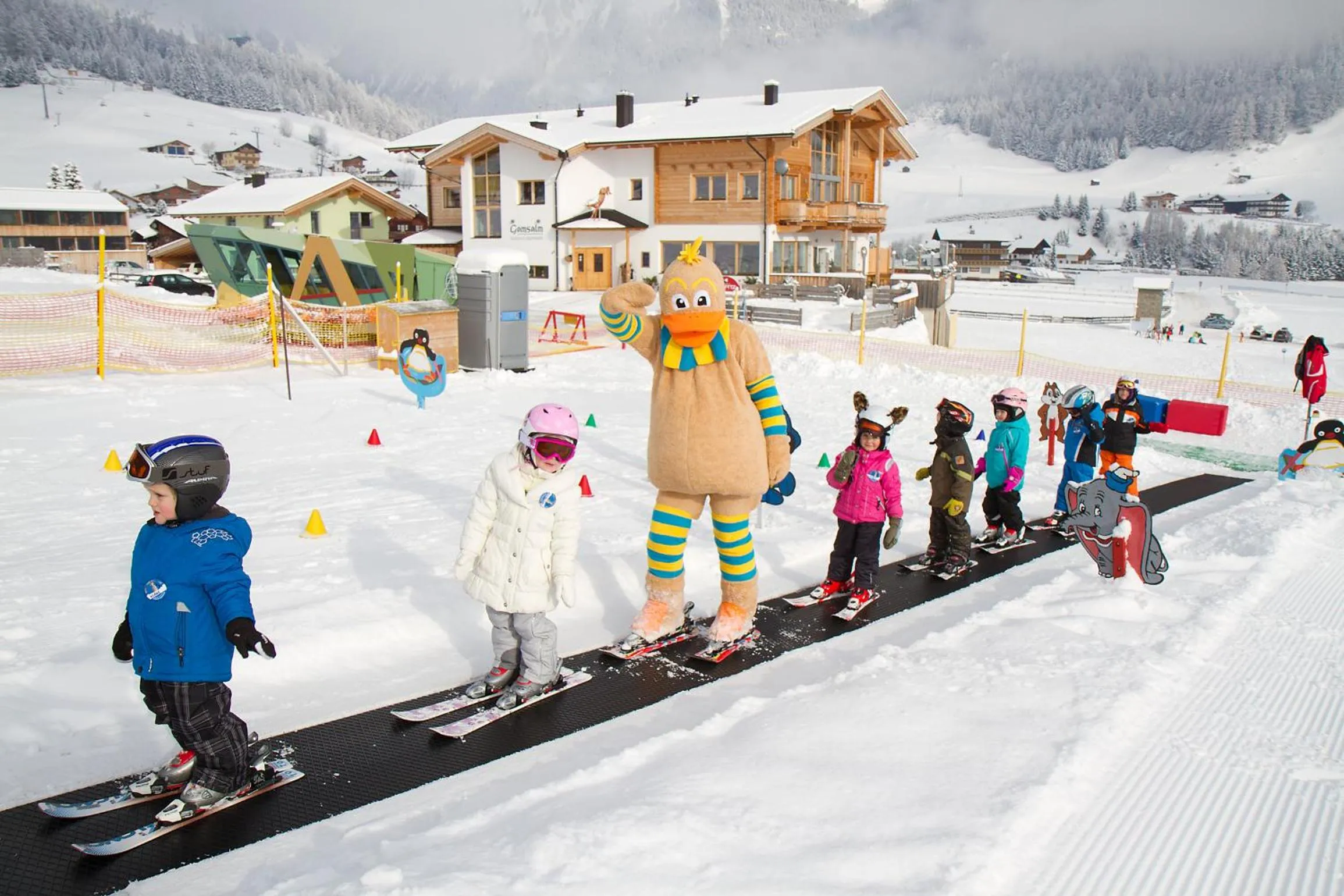 Ski School in Ferienhaus Aurora