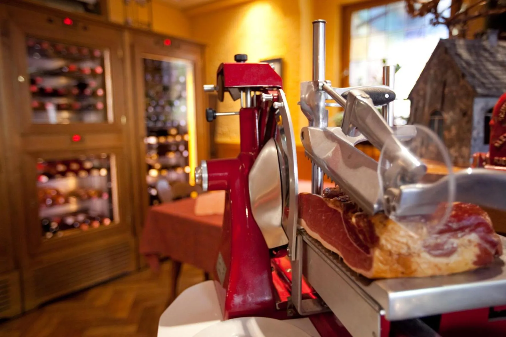 Food and drinks in Weinhotel des Riesling Zum Grünen Kranz