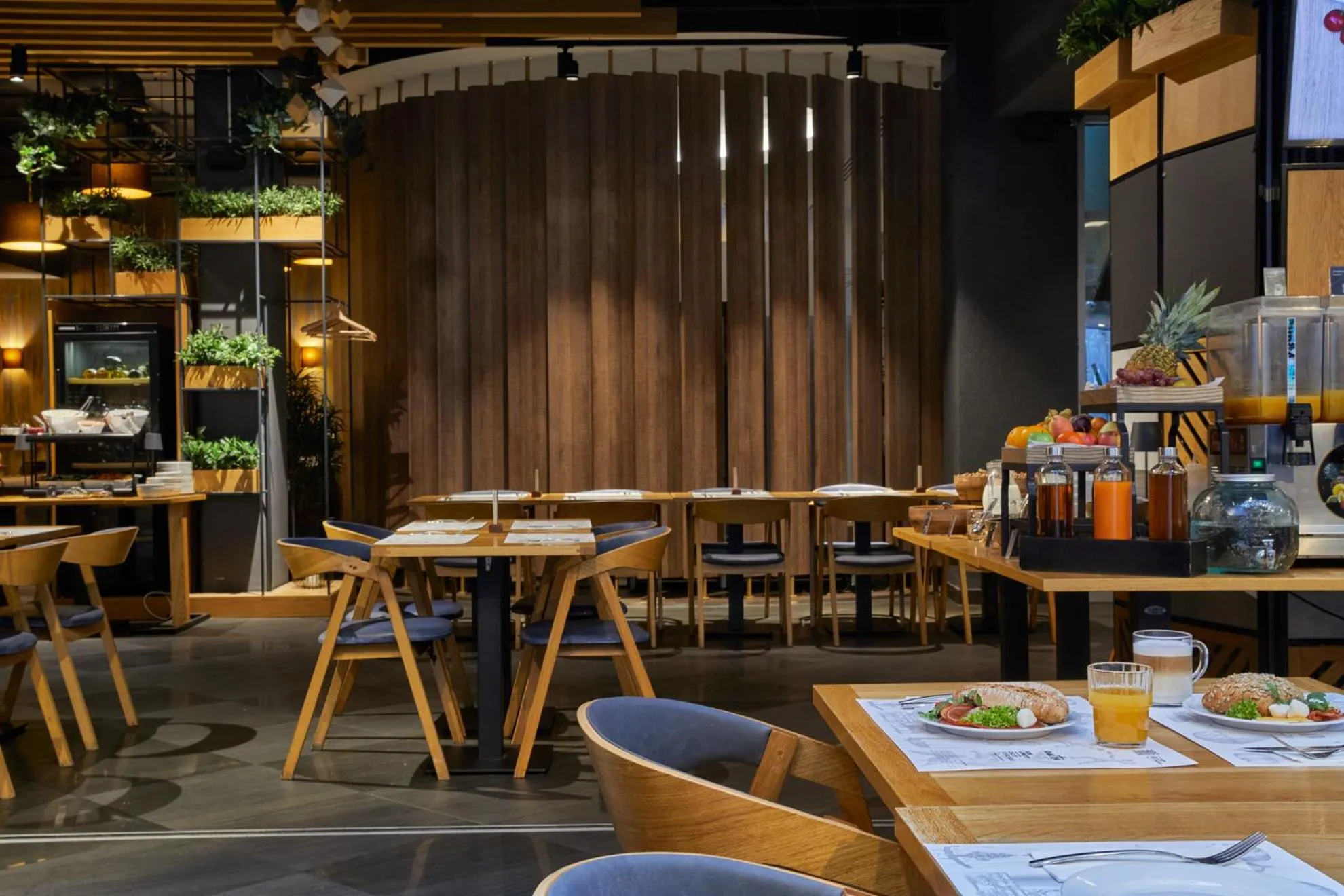 Restaurant/places to eat in 7Seasons Apartments Budapest