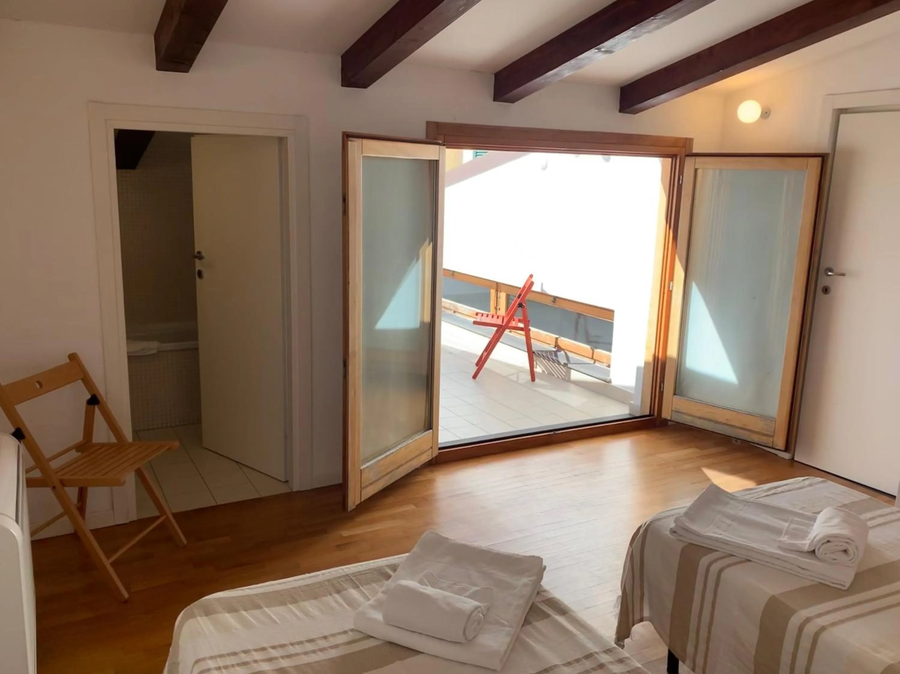 Bed in Arco 37