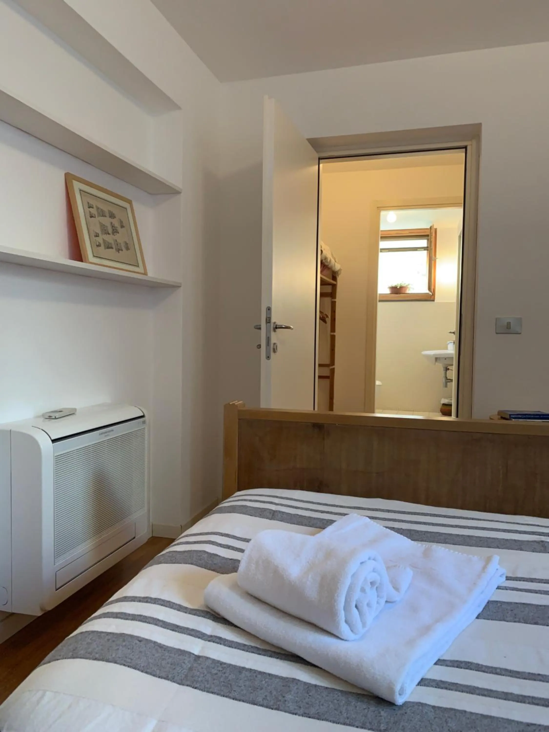 Bed in Arco 37