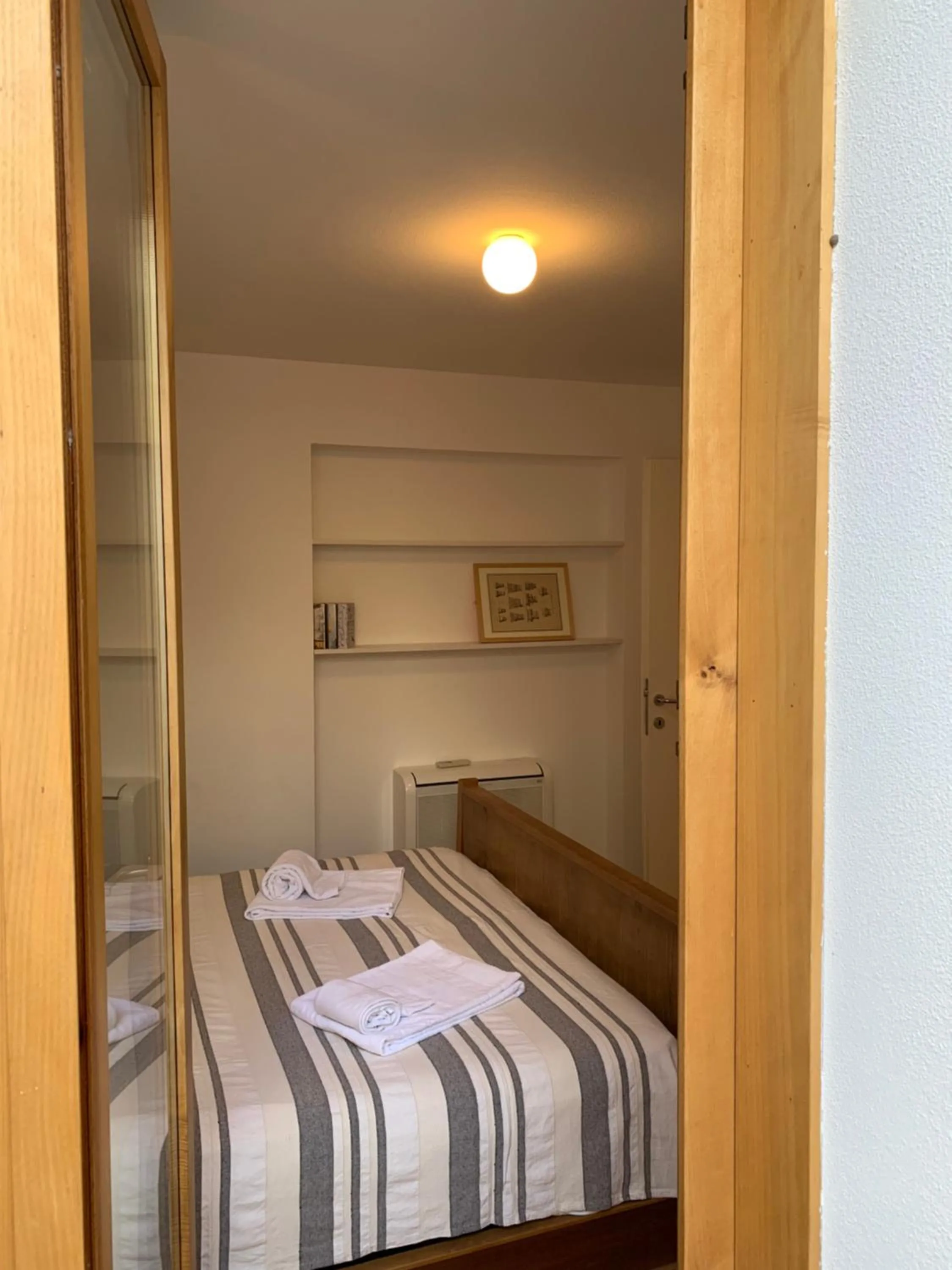Bed in Arco 37