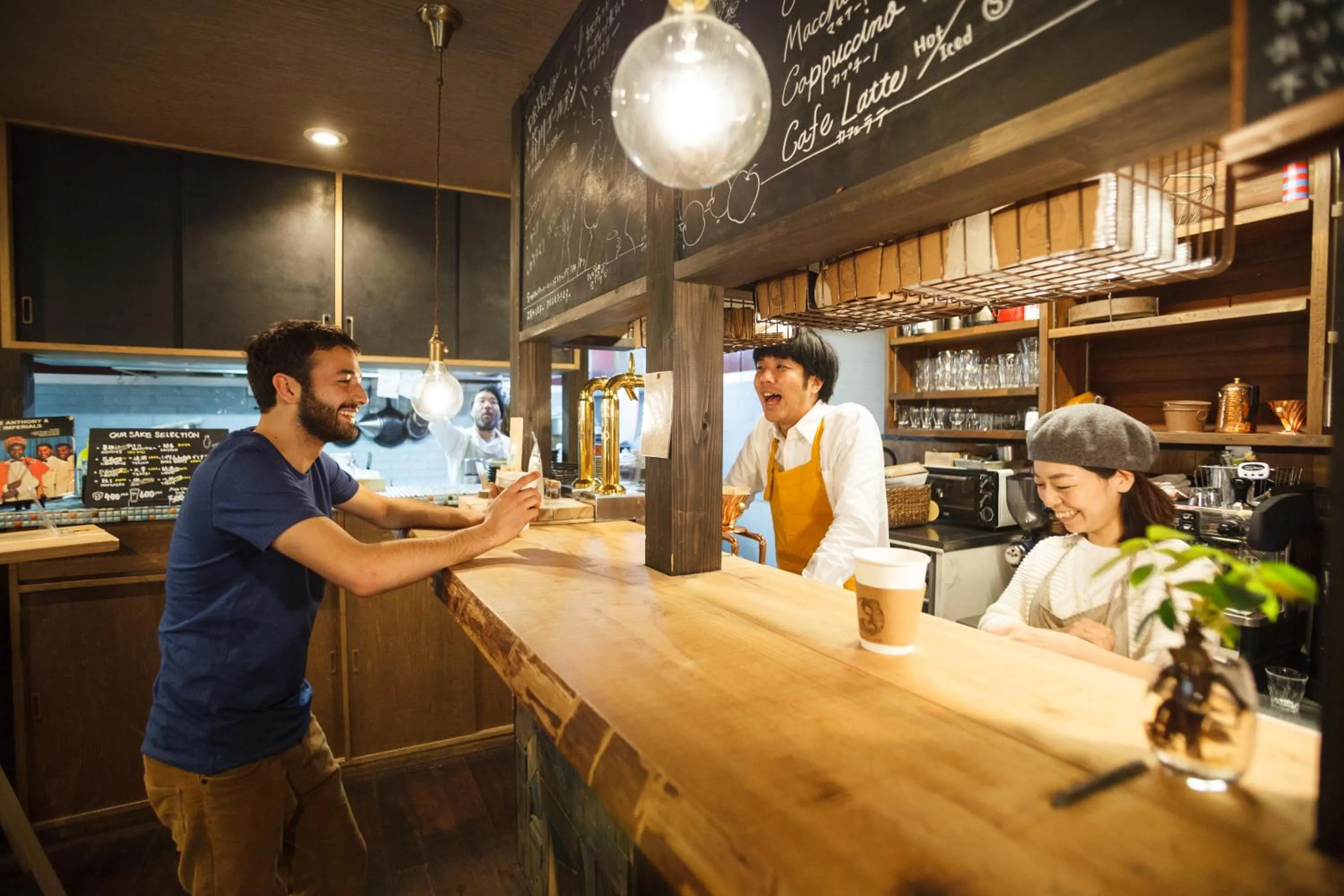 Staff in Osaka Guest House U-En