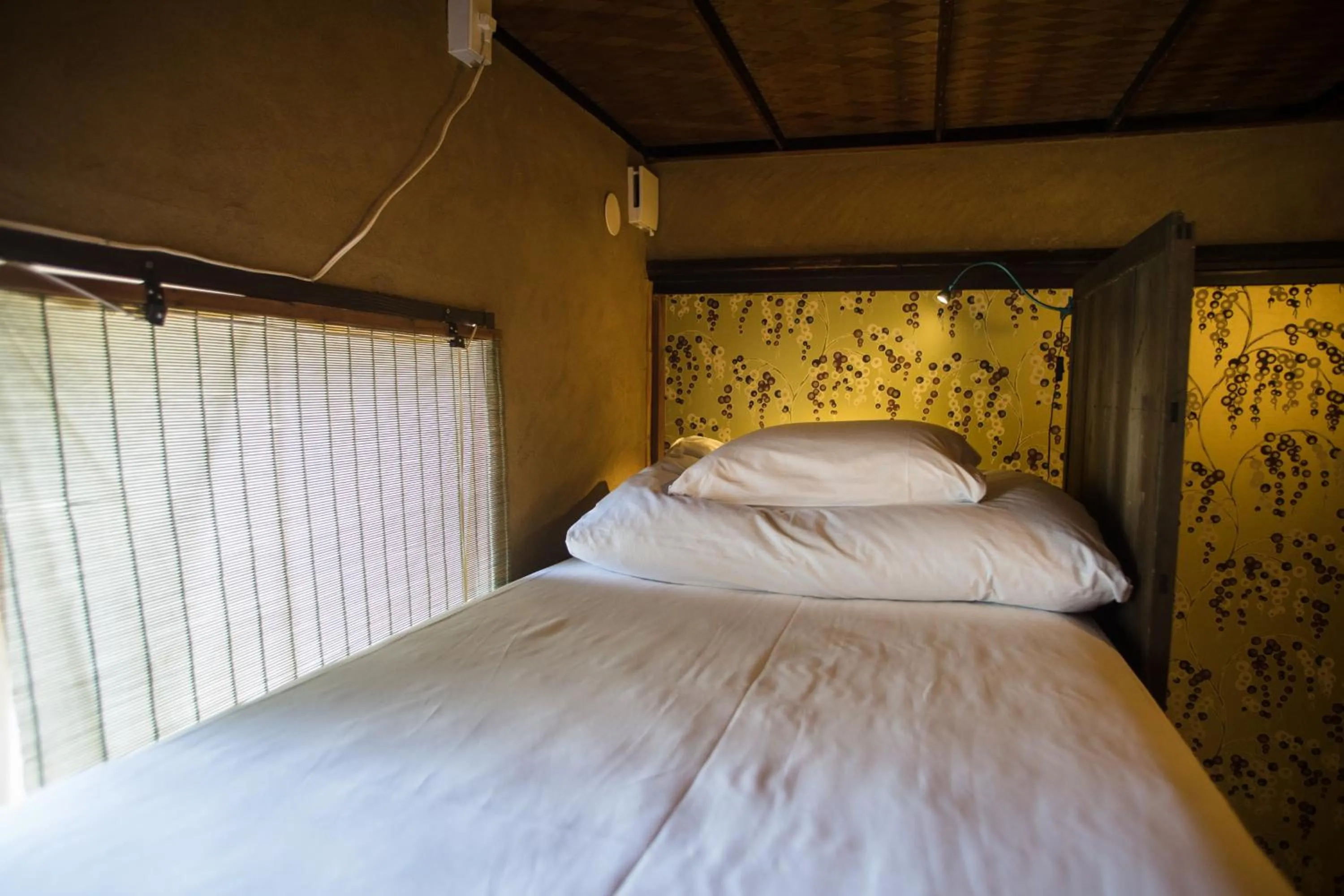 Photo of the whole room, Bed in Osaka Guest House U-En