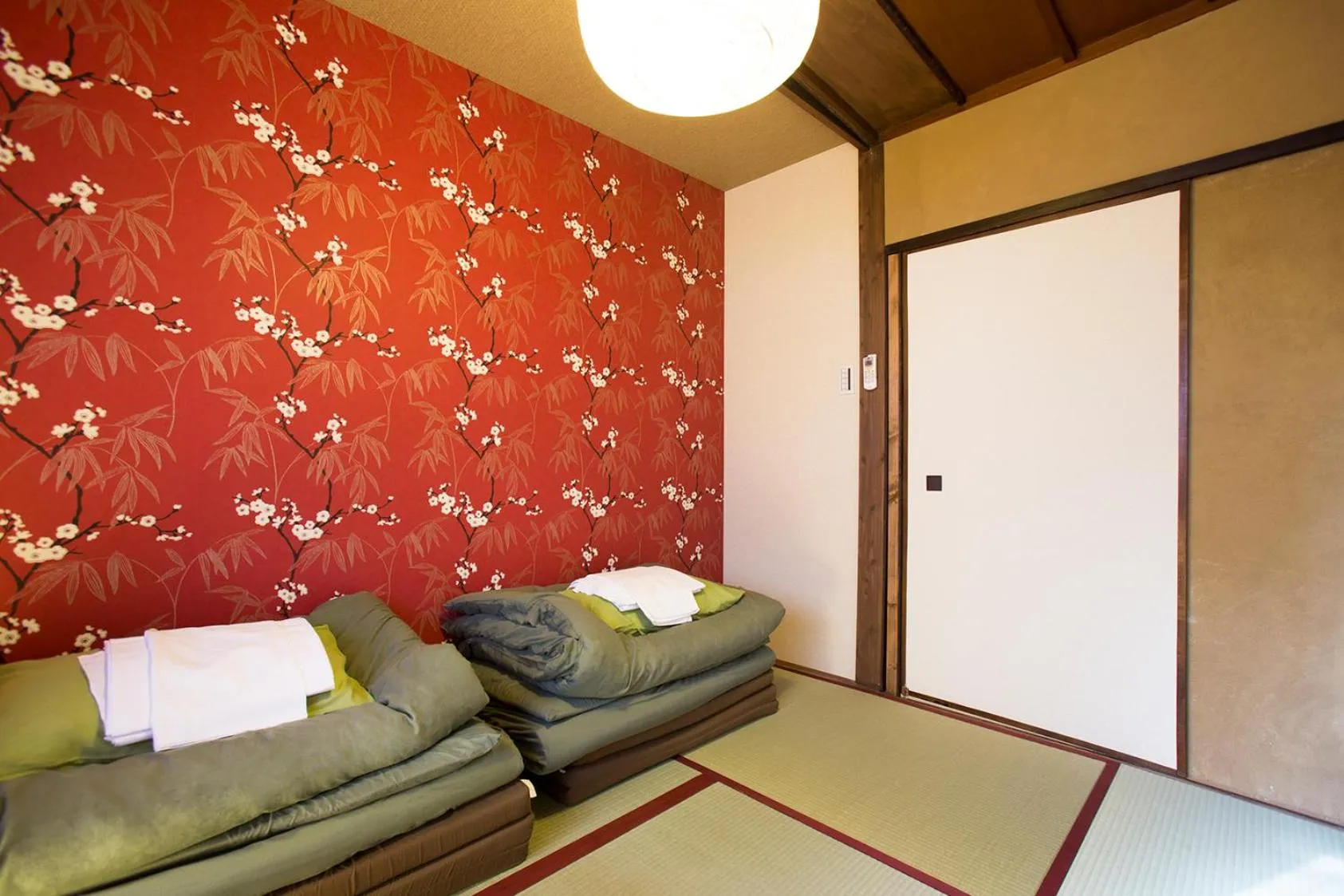 Photo of the whole room in Osaka Guest House U-En