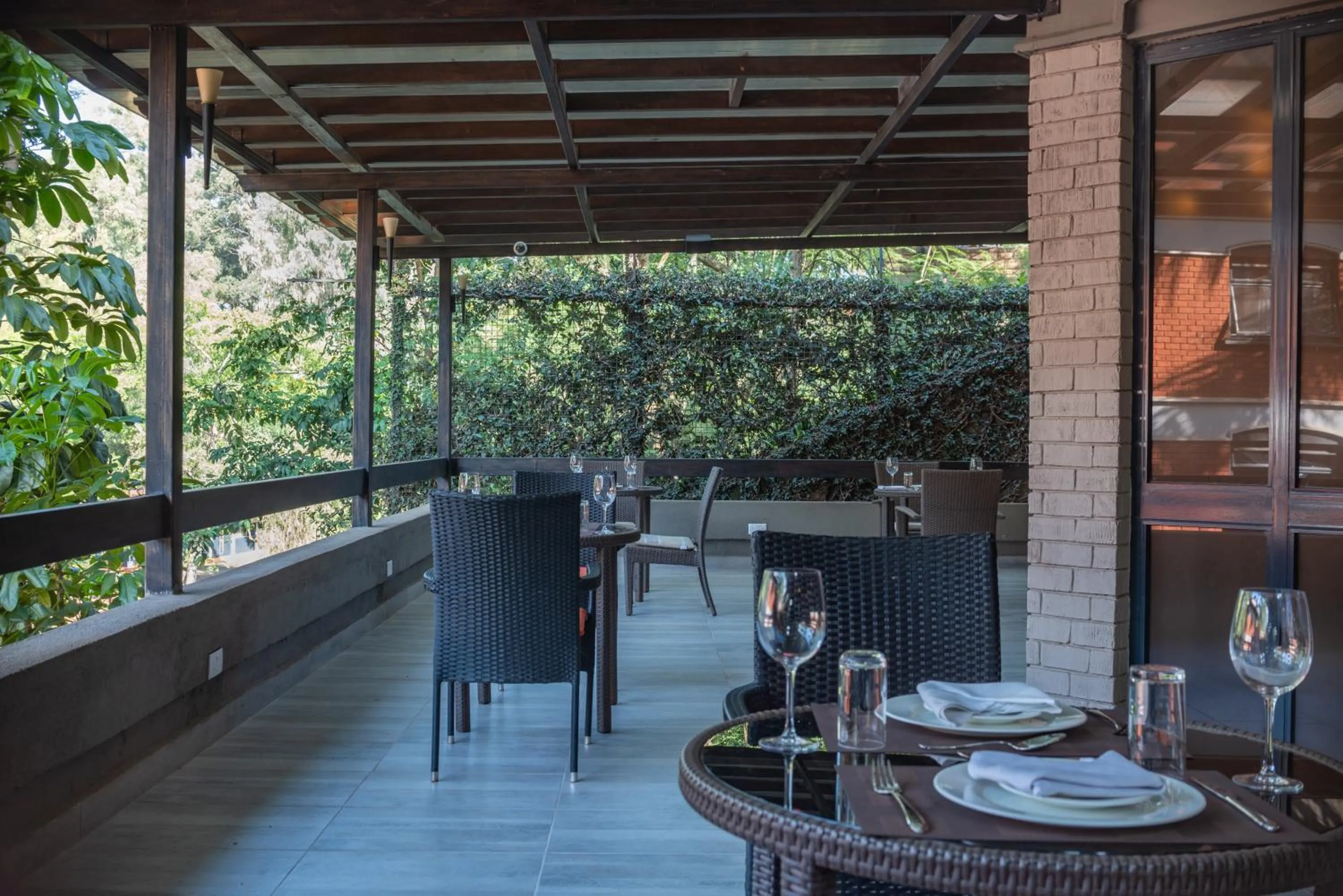 Restaurant/places to eat in Heri Heights Hotel Apartments, SureStay Collection by Best Western