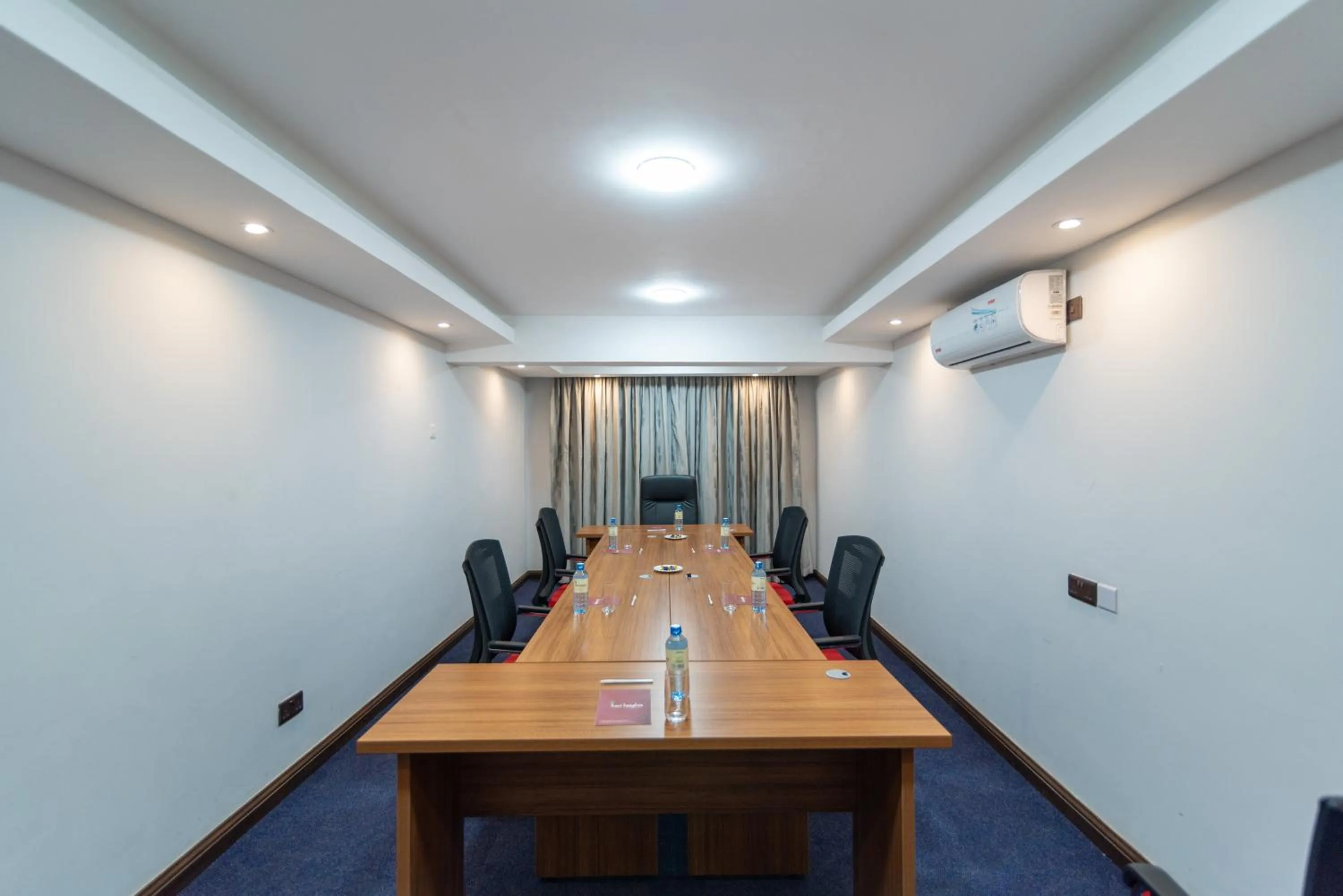 Meeting/conference room in Heri Heights Hotel Apartments, SureStay Collection by Best Western