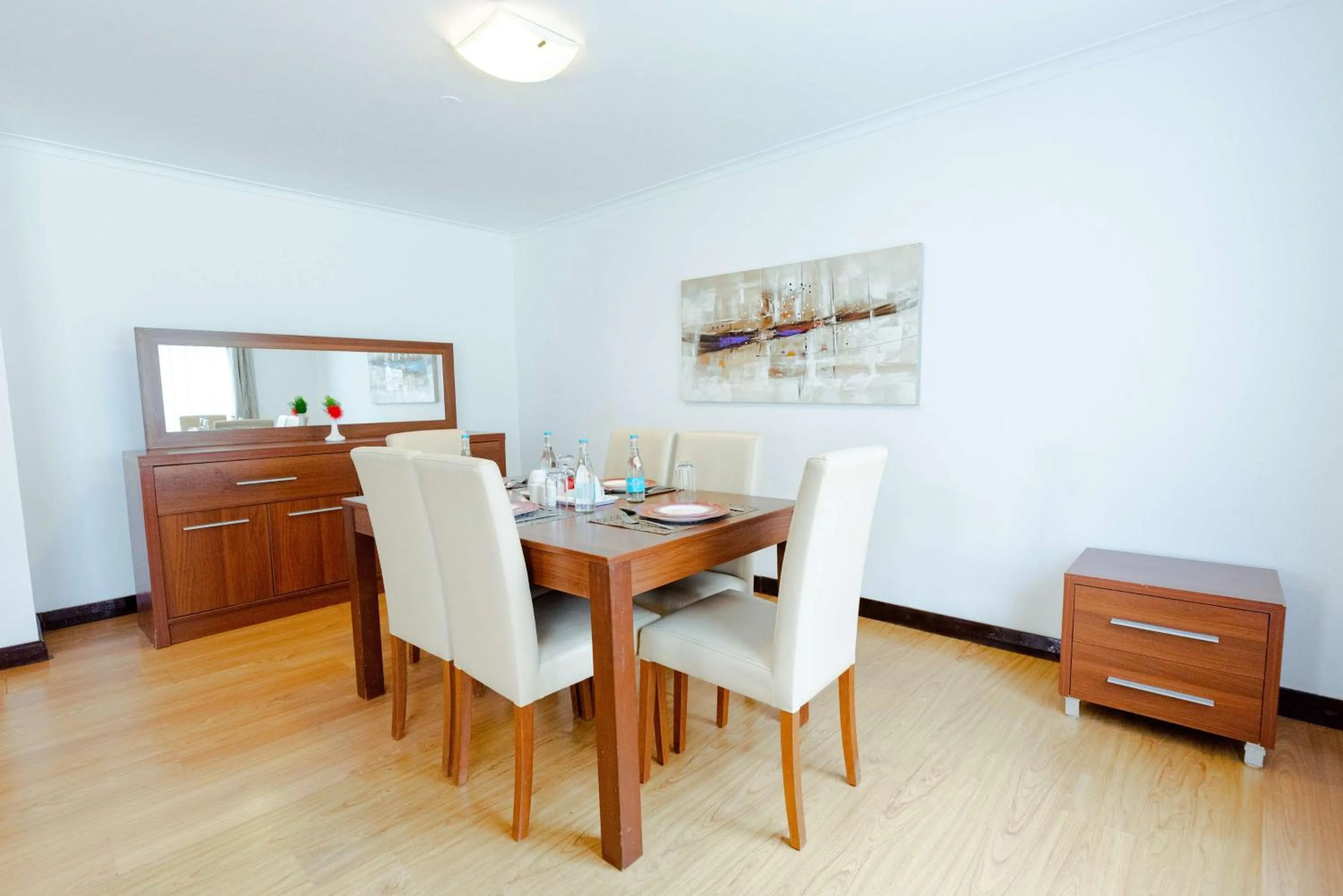 Bedroom in Heri Heights Hotel Apartments, SureStay Collection by Best Western