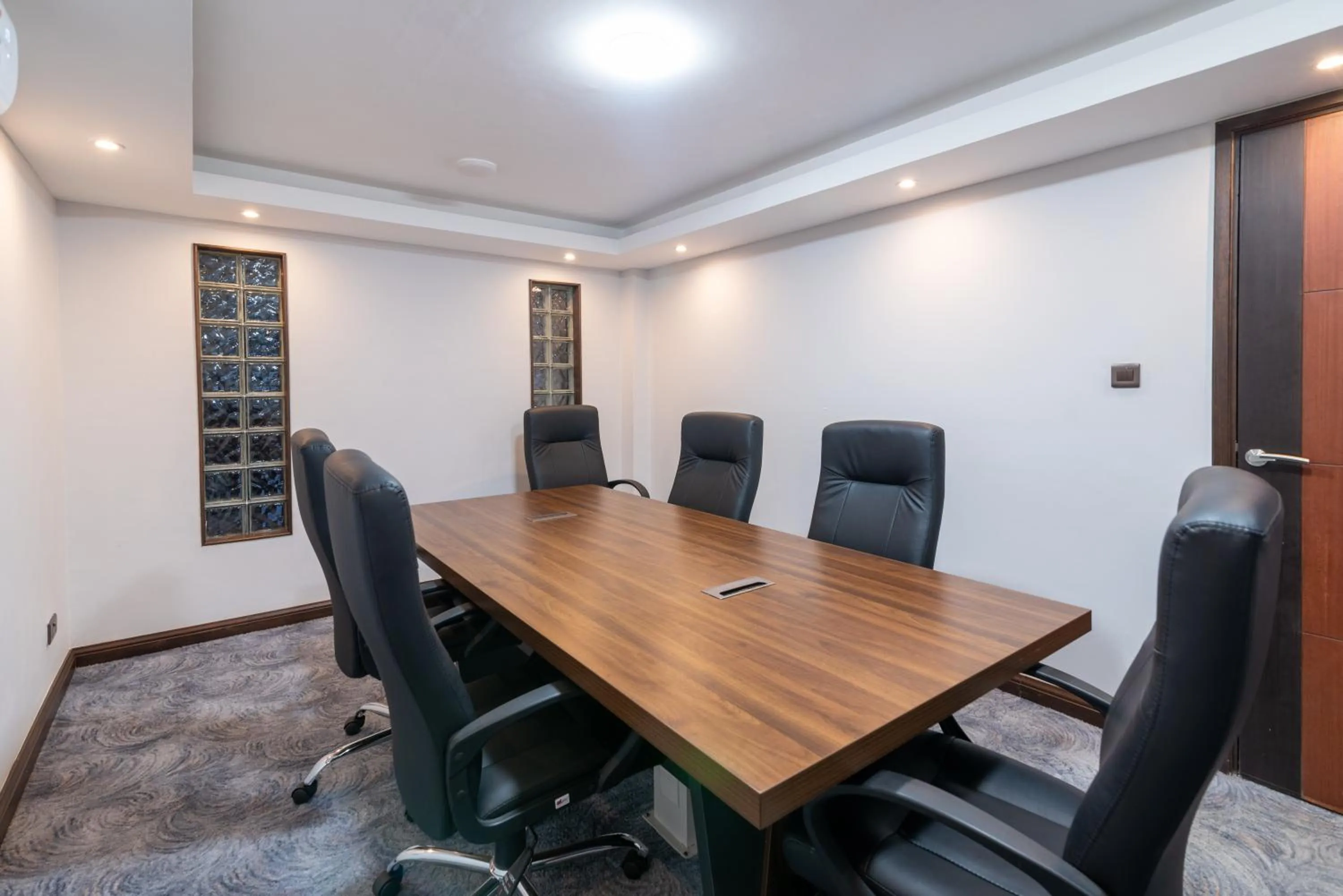 Meeting/conference room in Heri Heights Hotel Apartments, SureStay Collection by Best Western