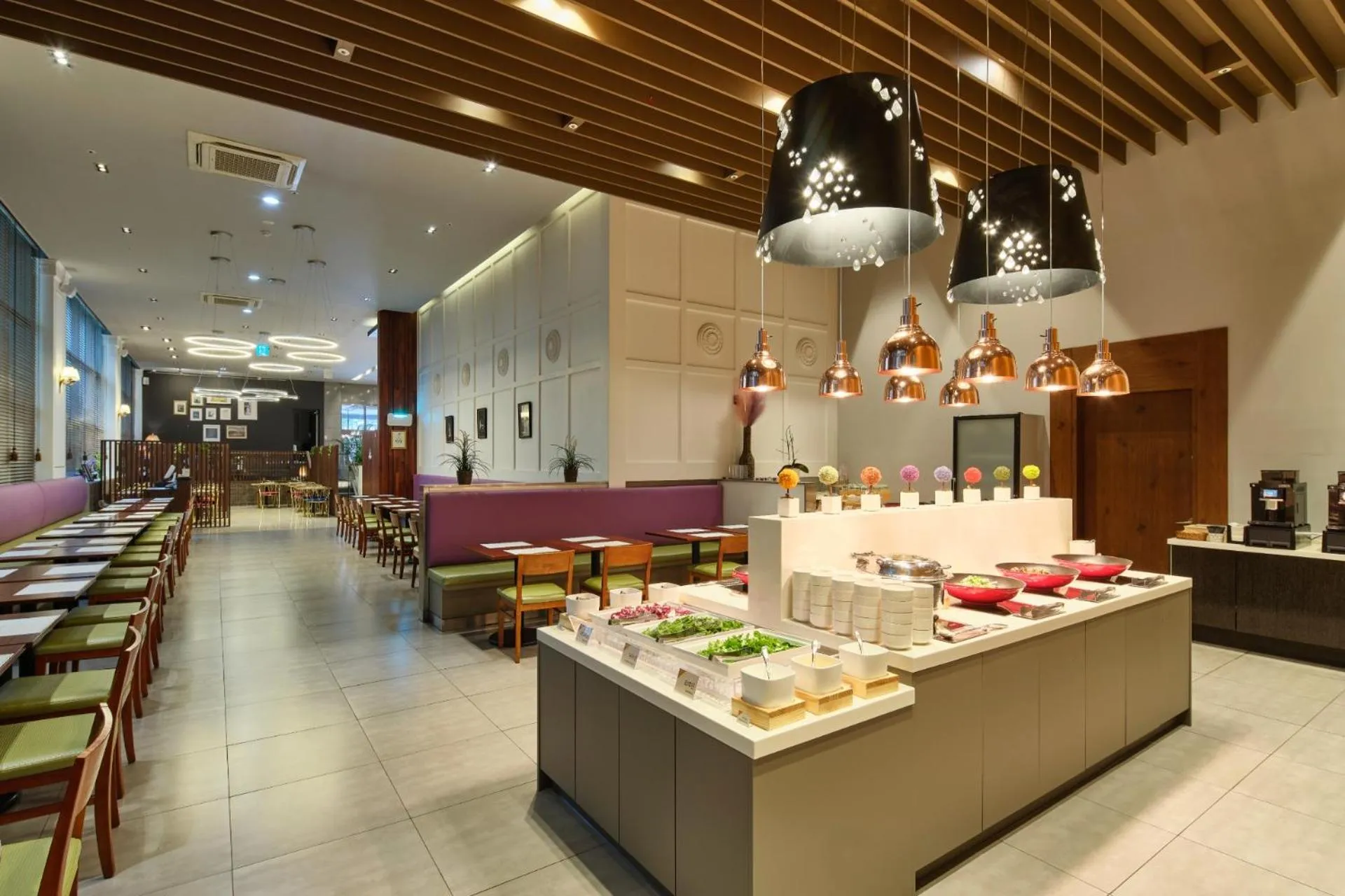 Restaurant/places to eat in Hotel Atrium Jongno