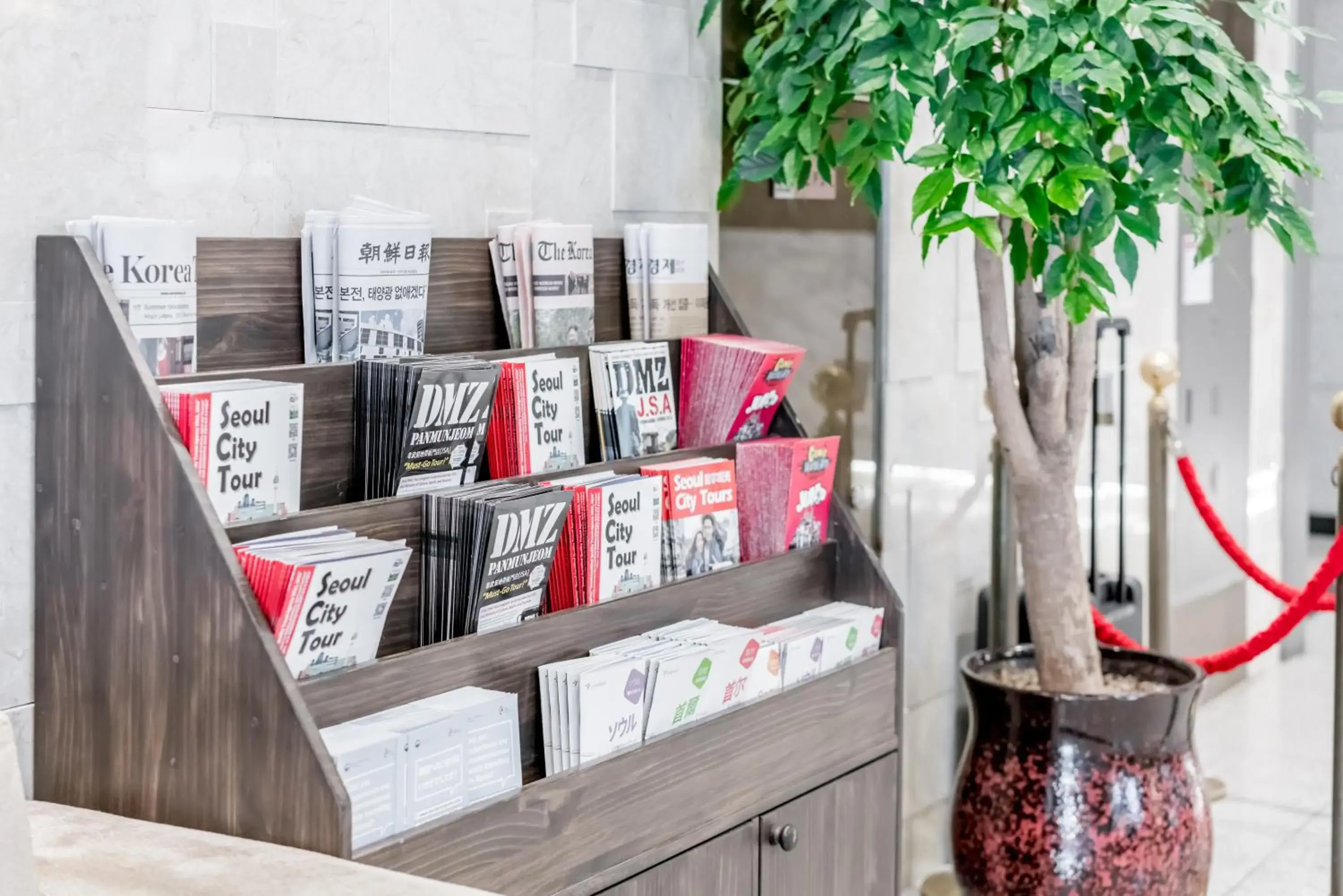 Lobby or reception in Hotel Atrium Jongno Lobby or reception in Hotel Atrium Jongno
