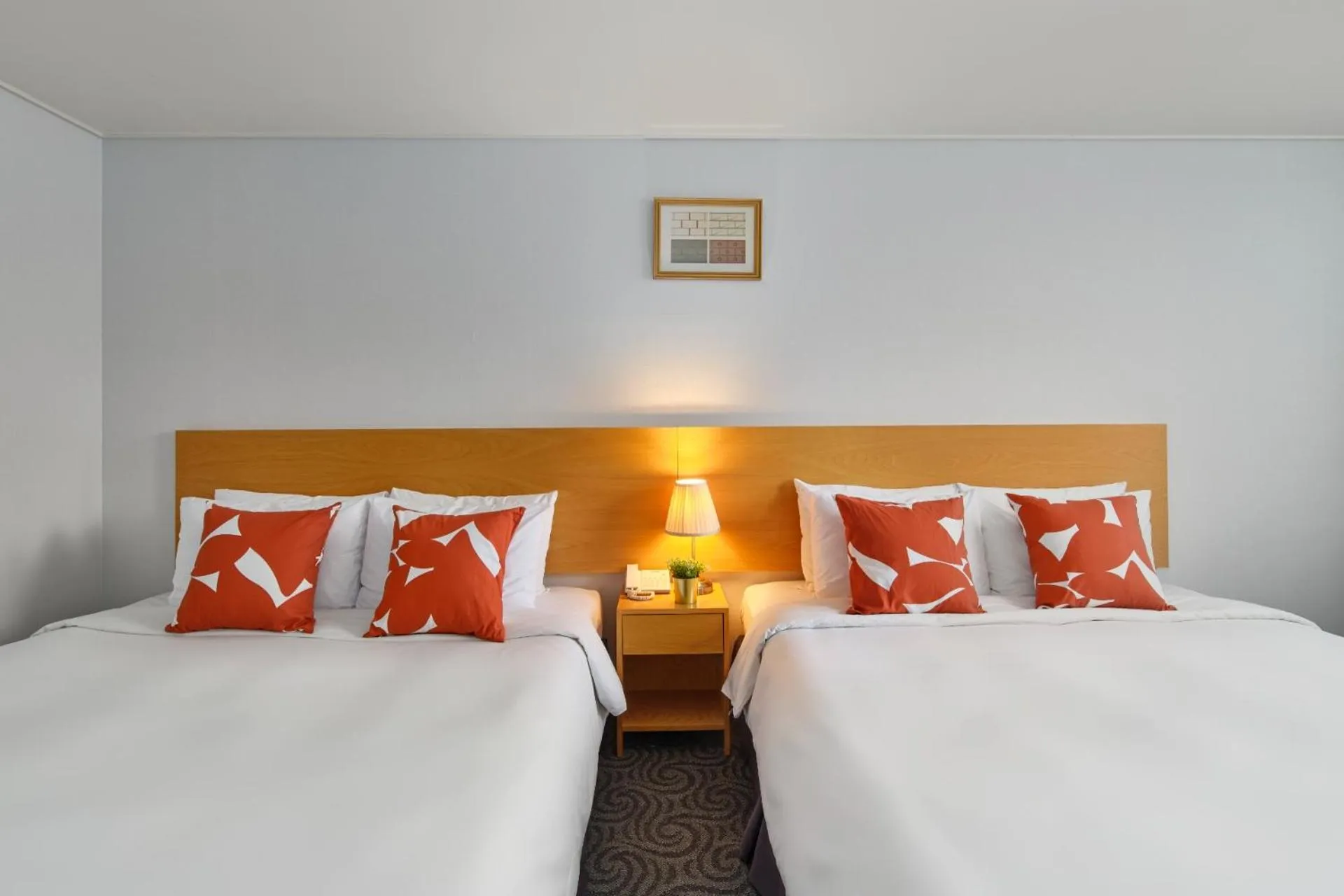 Property building, Bed in Hotel Atrium Jongno