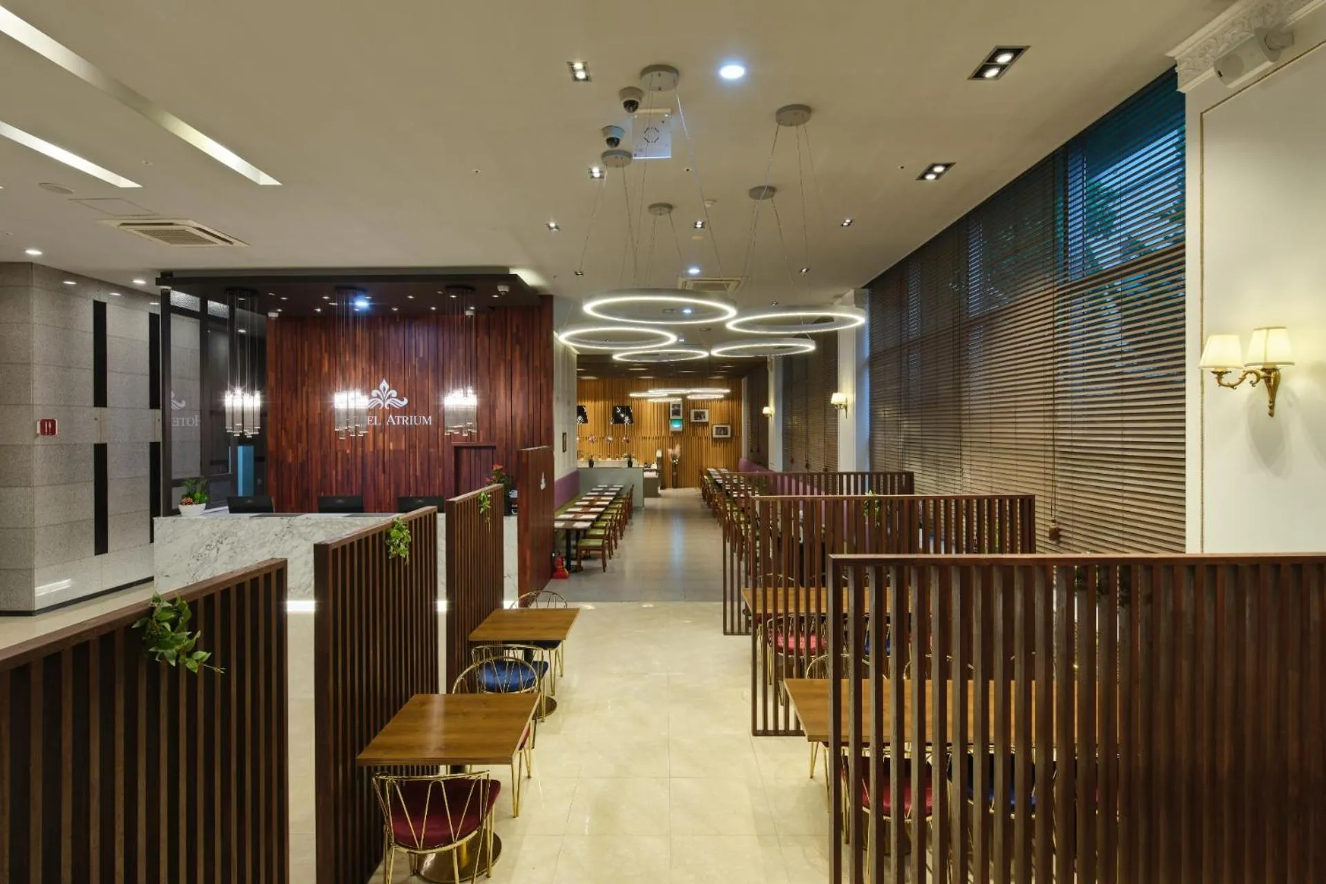 Restaurant/places to eat in Hotel Atrium Jongno