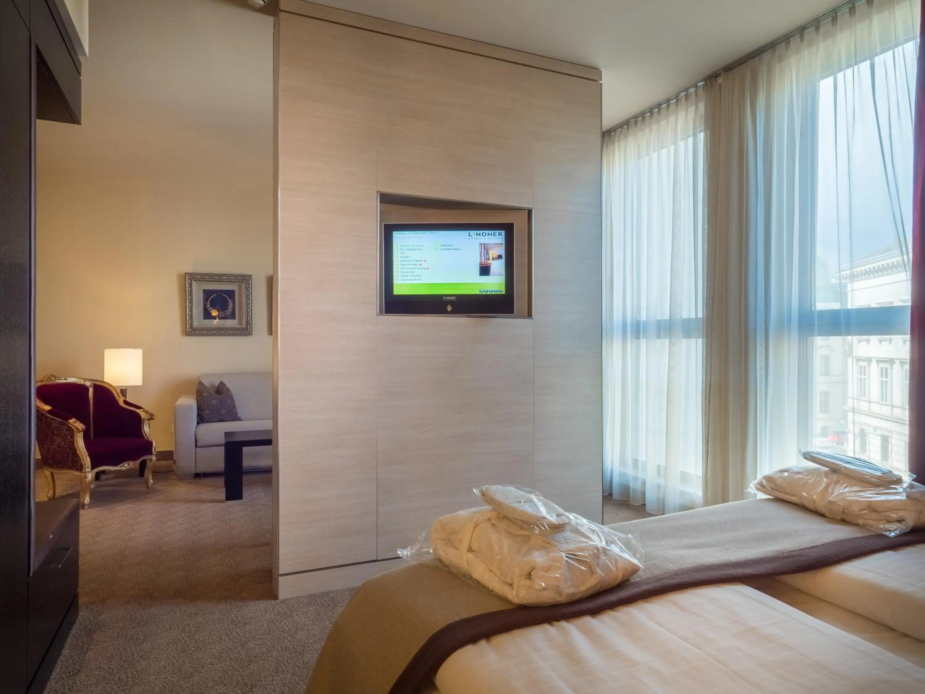 Bed in Lindner Hotel Vienna Am Belvedere, part of JdV by Hyatt