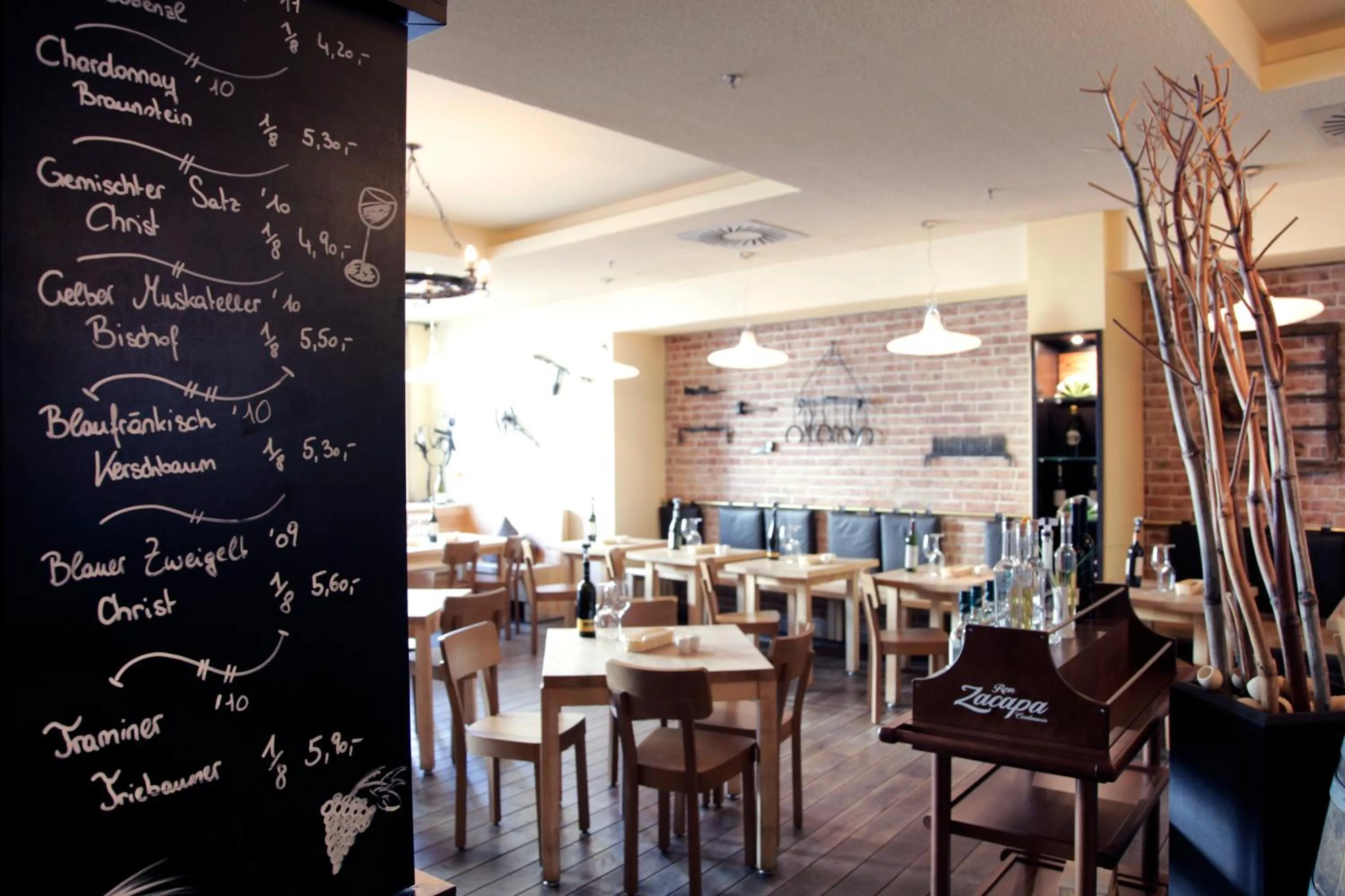 Restaurant/places to eat in Lindner Hotel Vienna Am Belvedere, part of JdV by Hyatt