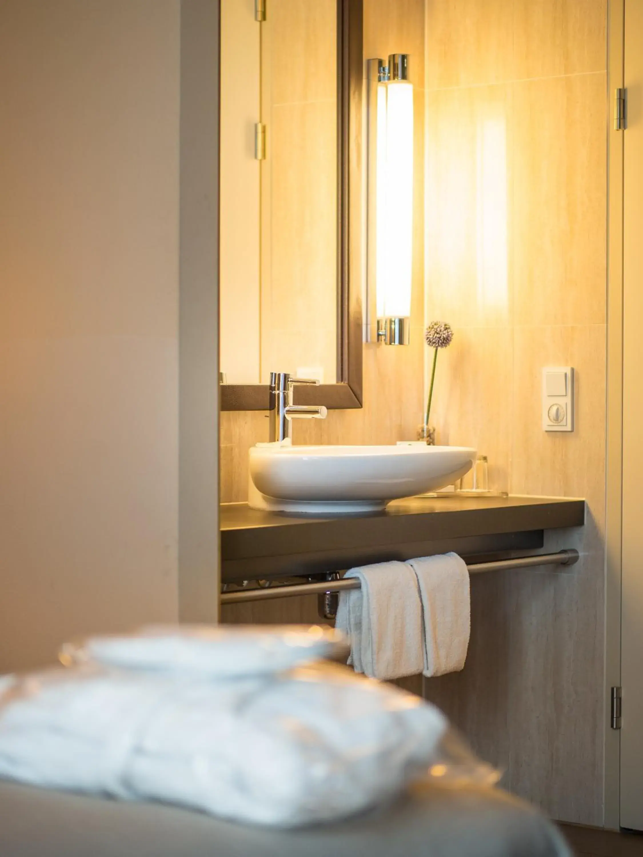 Twin Room in Lindner Hotel Vienna Am Belvedere, part of JdV by Hyatt Twin Room in Lindner Hotel Vienna Am Belvedere, part of JdV by Hyatt