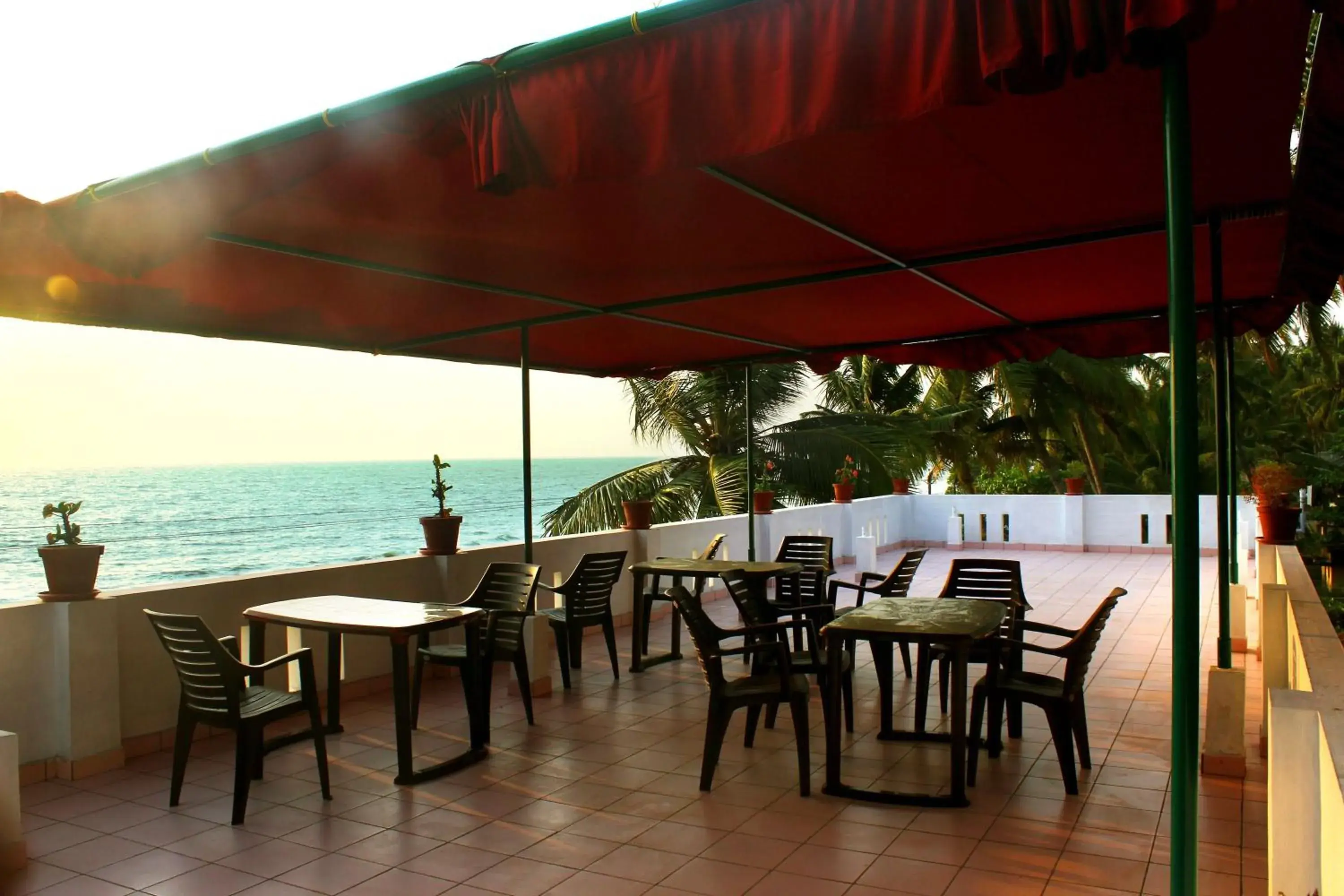 Restaurant/places to eat in Cherai Beach Residency Restaurant/places to eat in Cherai Beach Residency