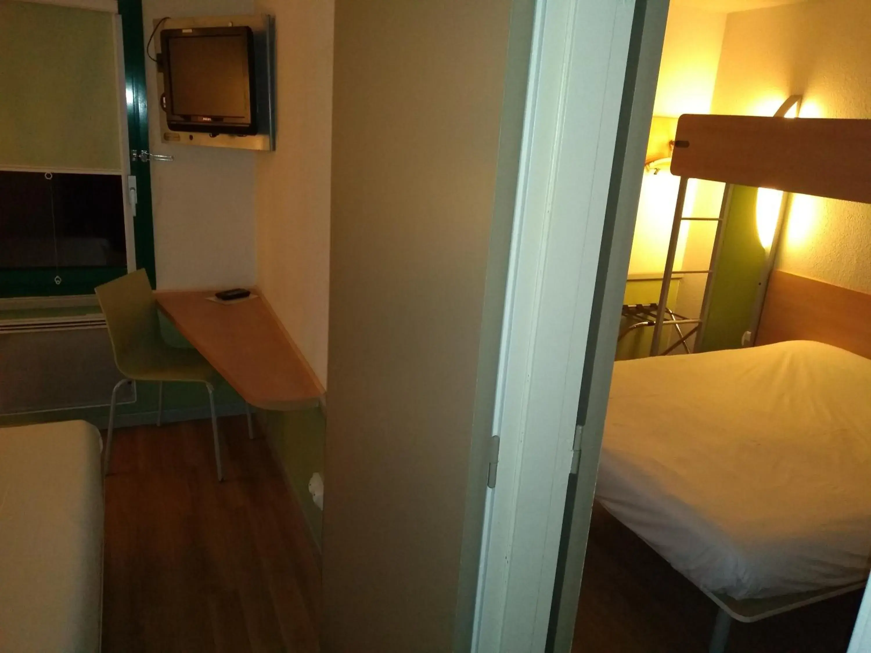 Bed in Hotel Inn Design Laon Bed in Hotel Inn Design Laon