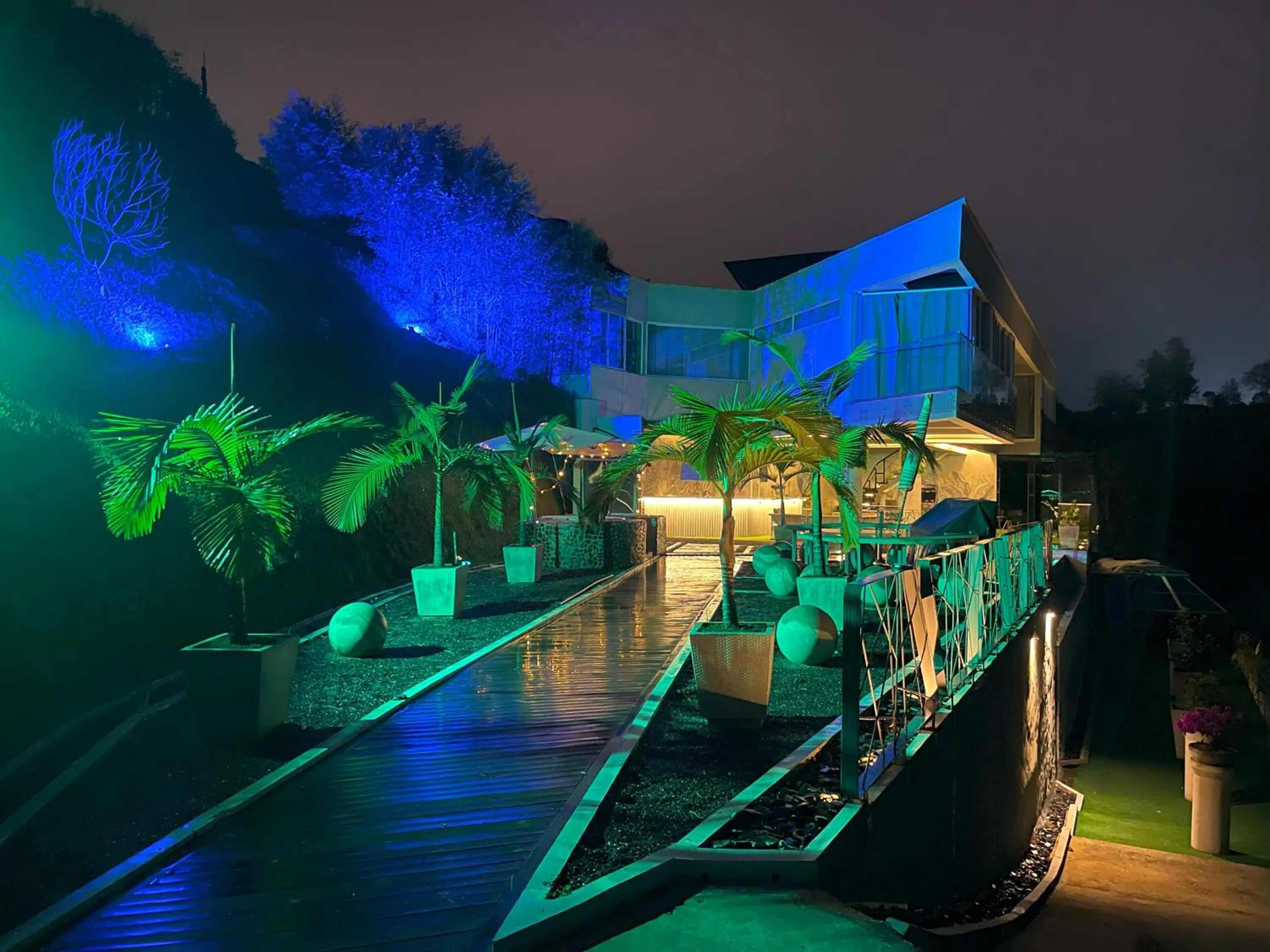 Property building in EleMYNT LifeStyle Hotel