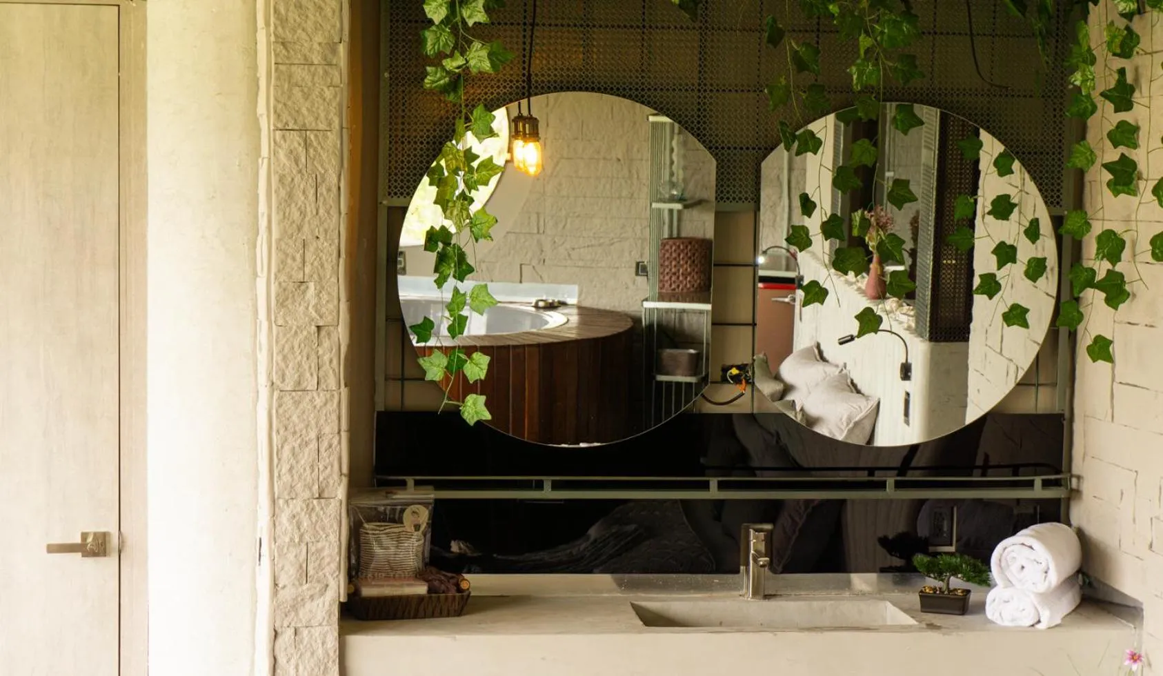 Bathroom in EleMYNT LifeStyle Hotel