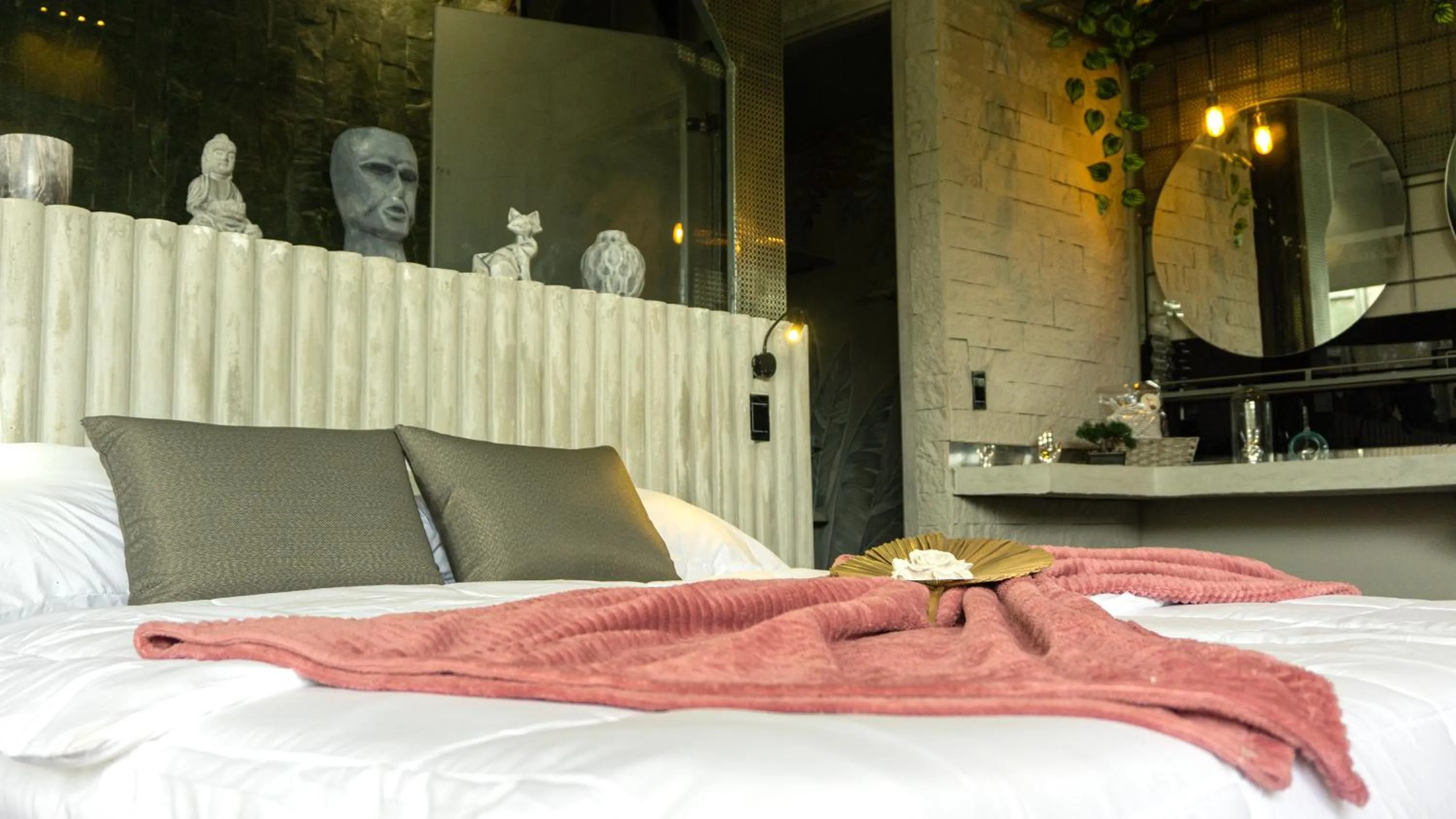 Bed in EleMYNT LifeStyle Hotel