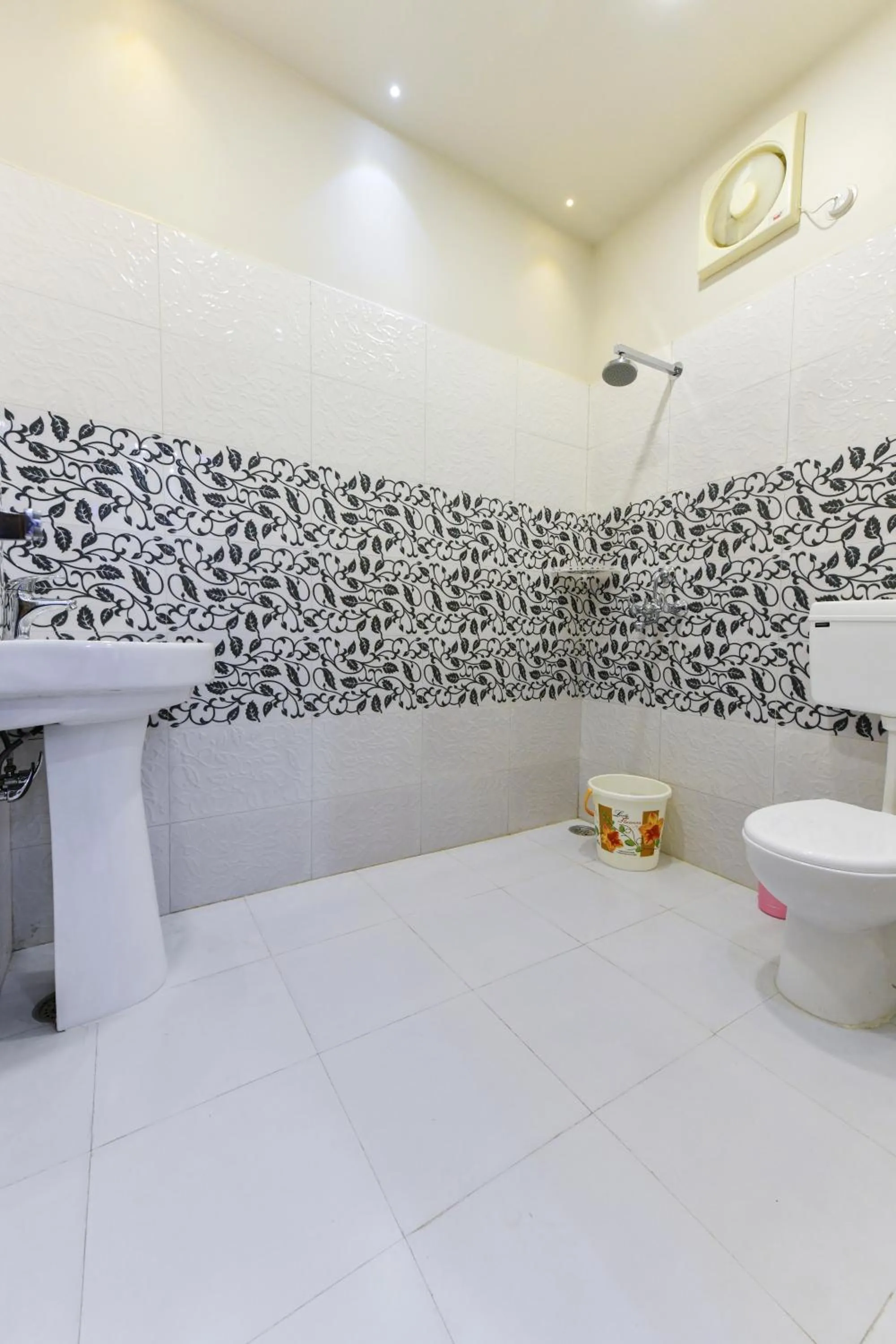 Bathroom in HN Palace Homestay