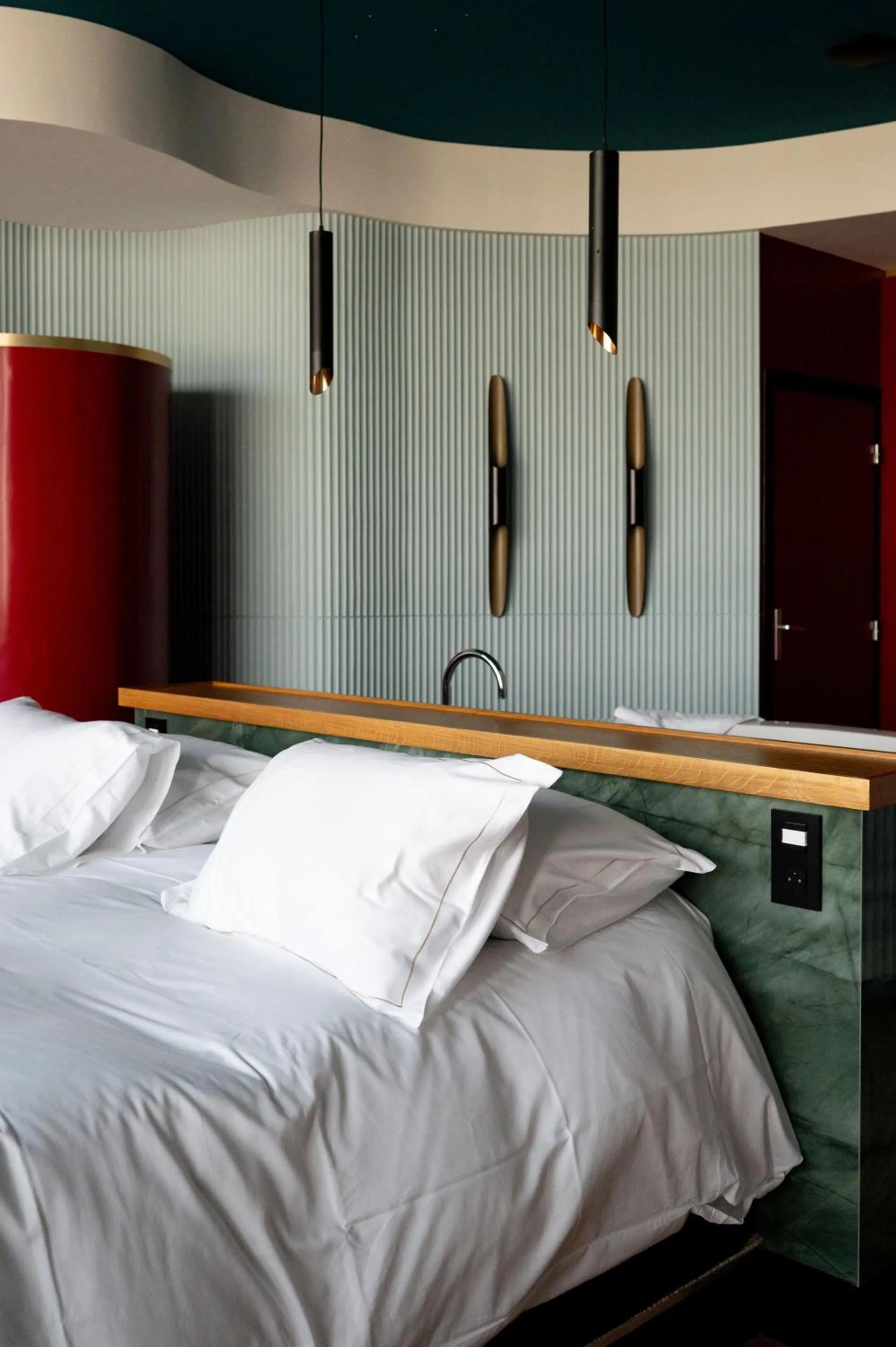 Bed in Hotel Atlantic