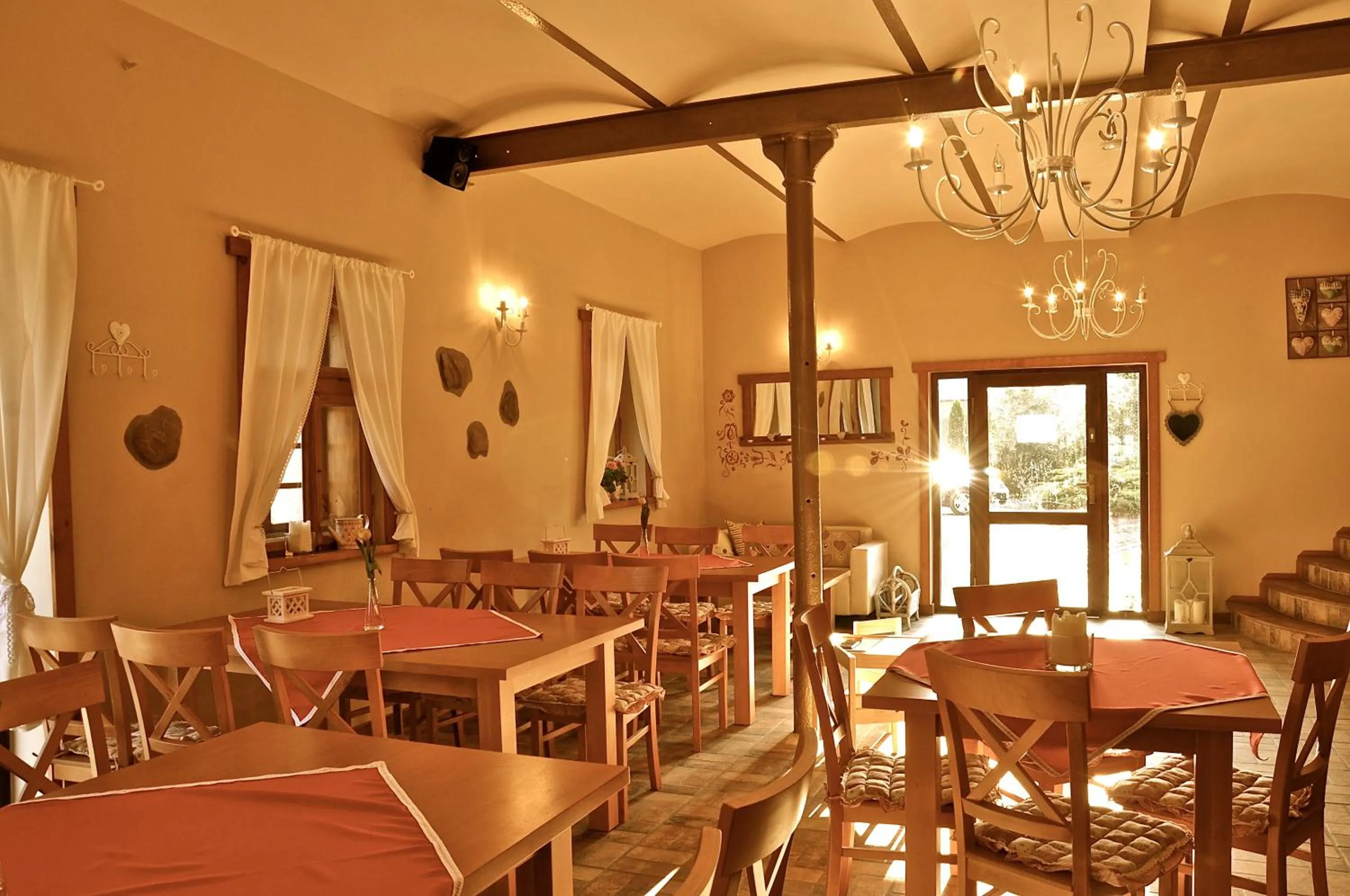 Restaurant/places to eat in Maciejowa Chata
