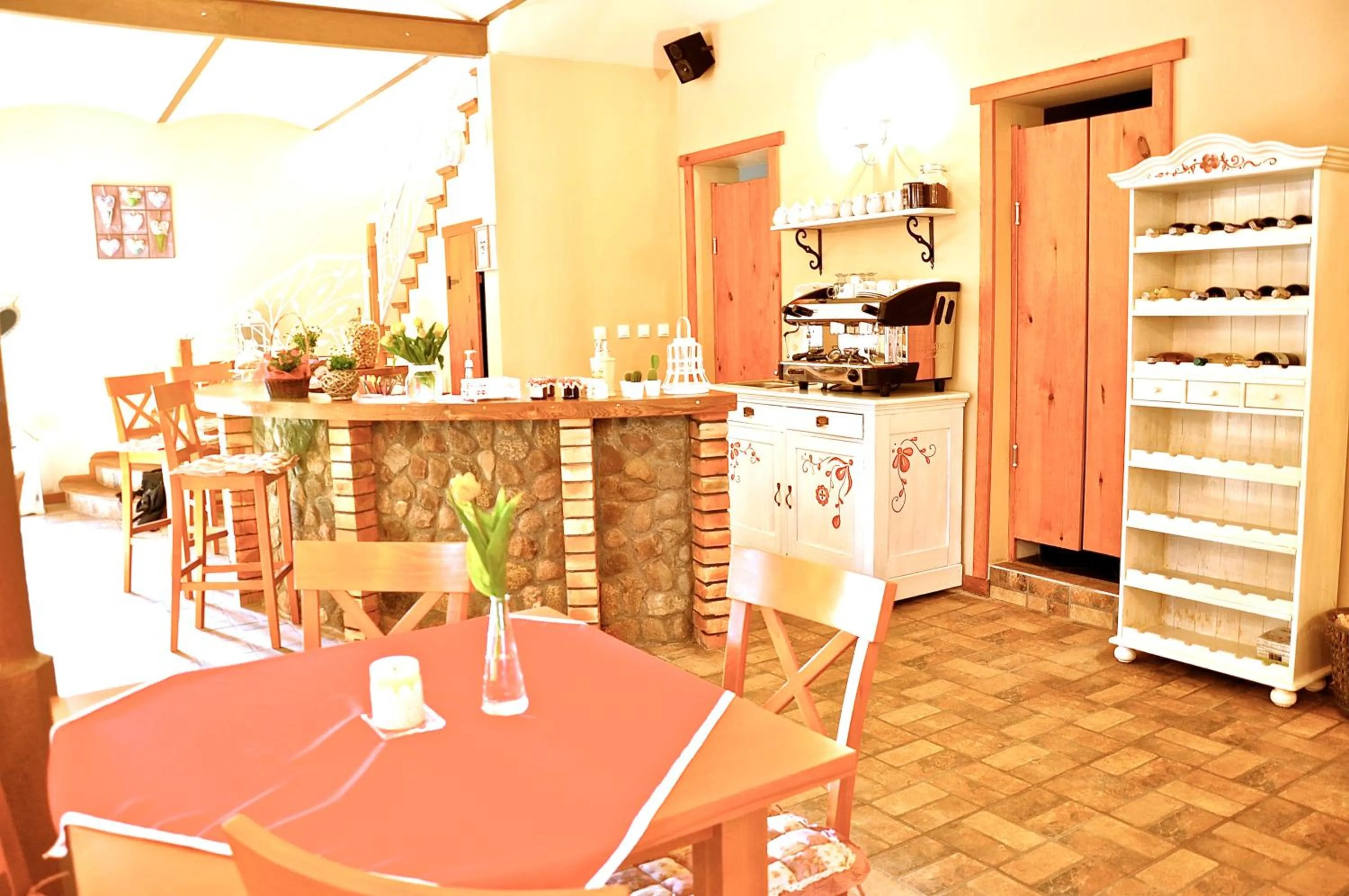 Restaurant/places to eat in Maciejowa Chata