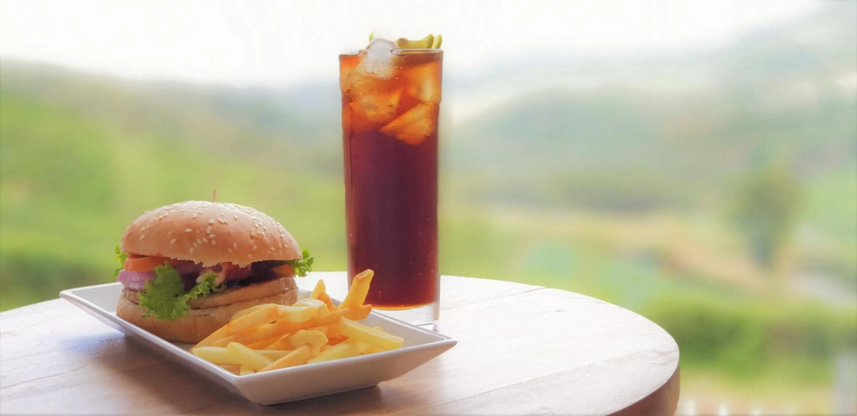 Food and drinks in The Blackberry Cottage