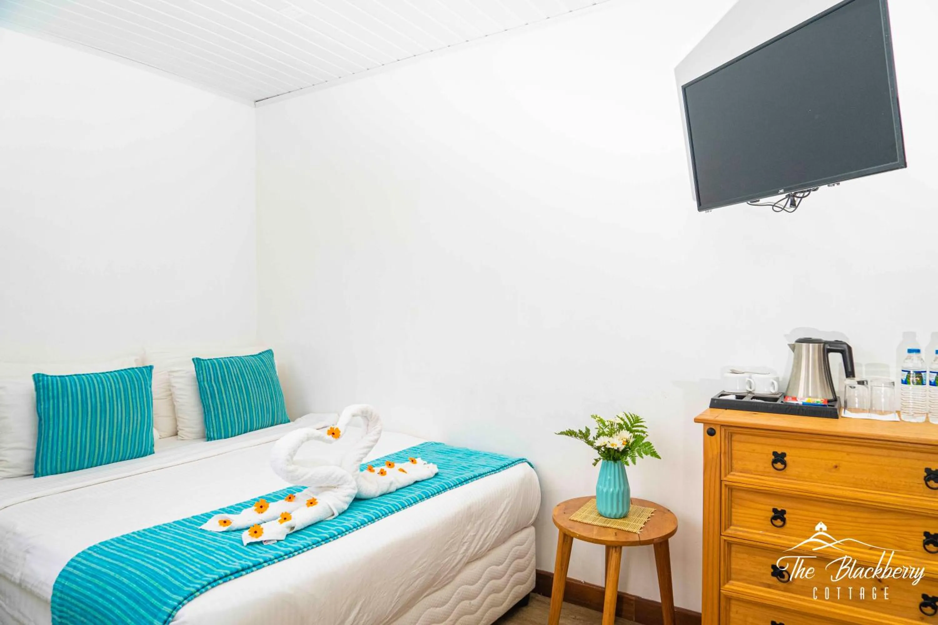 Bed in The Blackberry Cottage