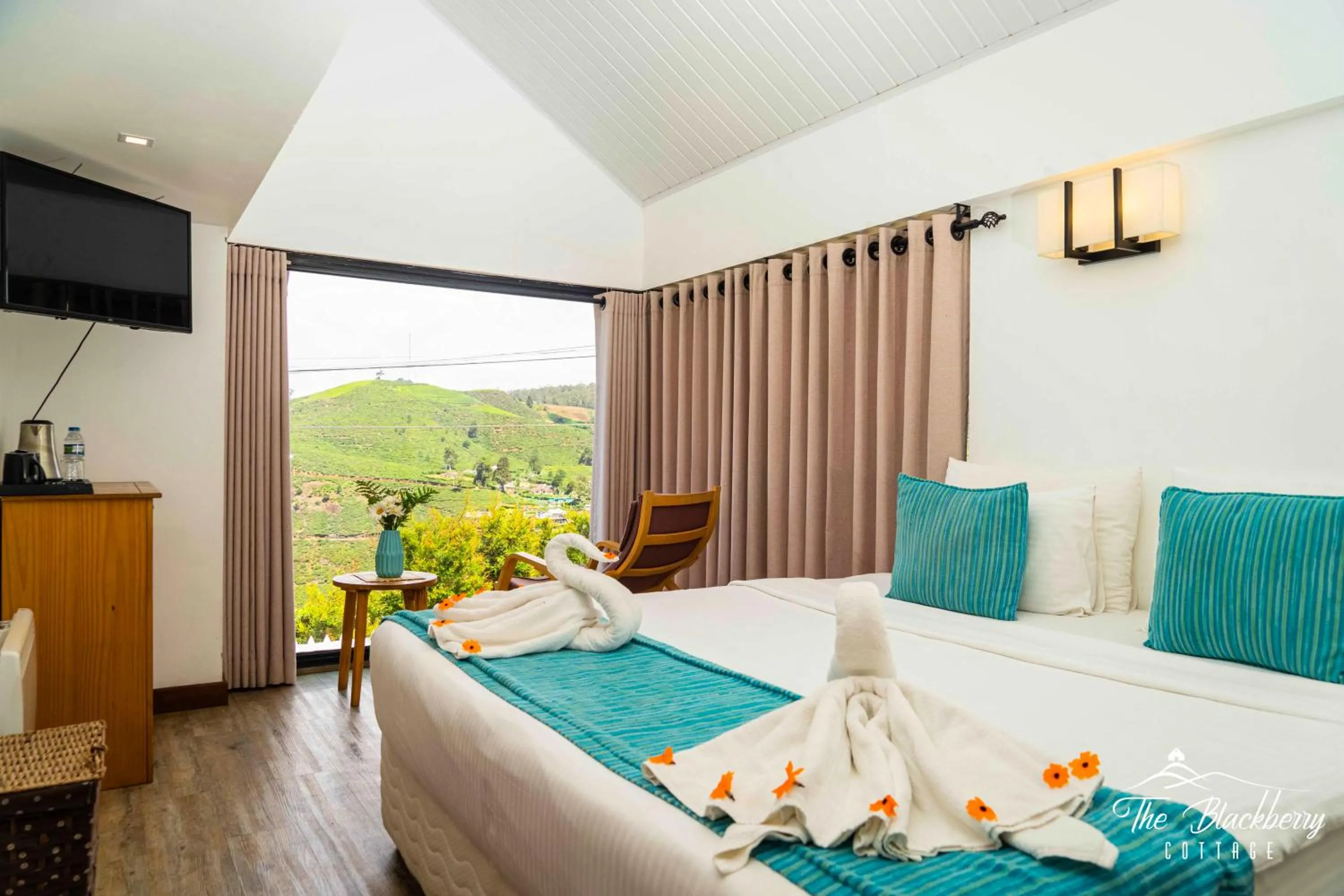 Bed in The Blackberry Cottage