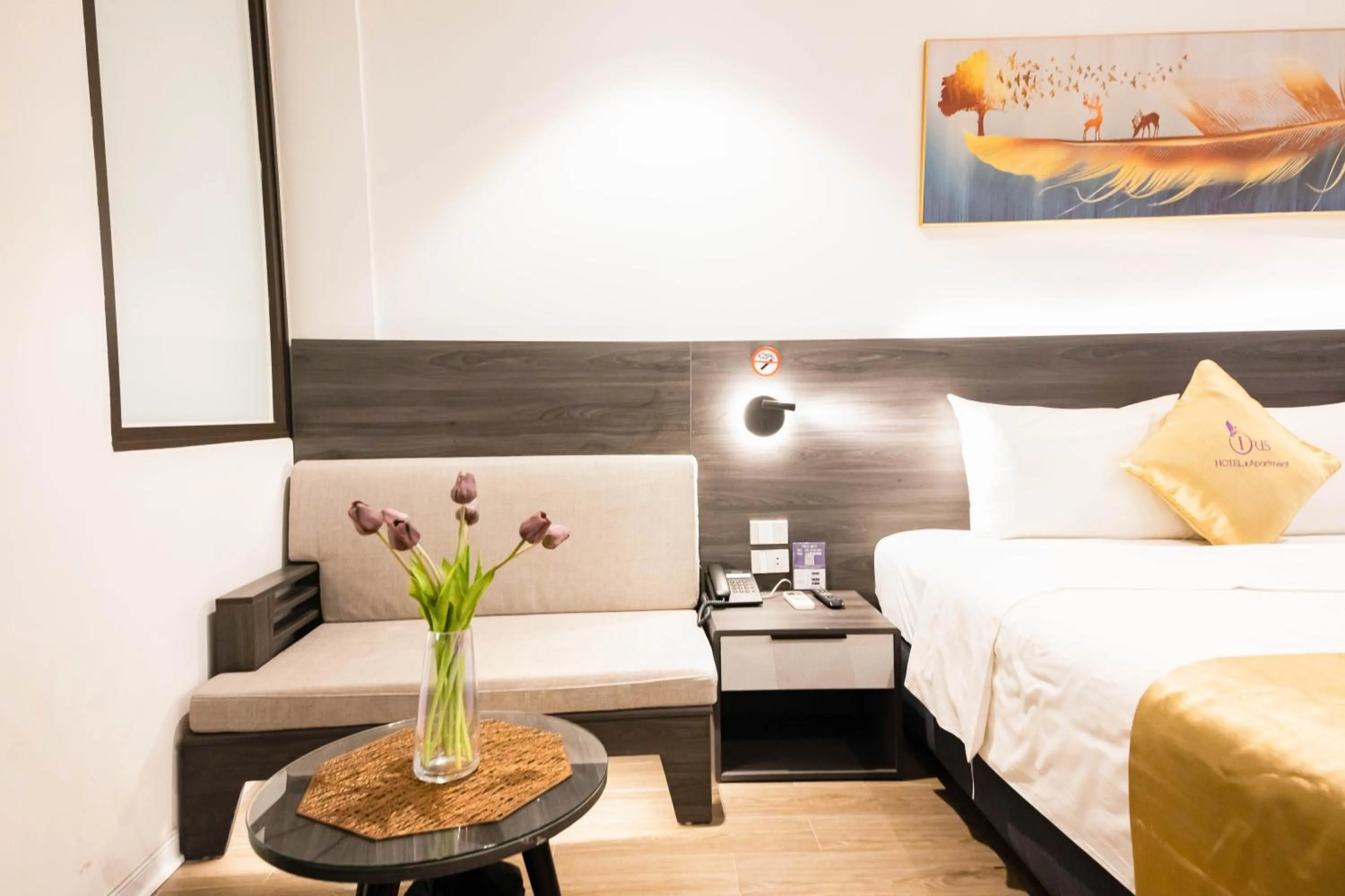 Seating area, Bed in IRIS Hotel Hải Phòng