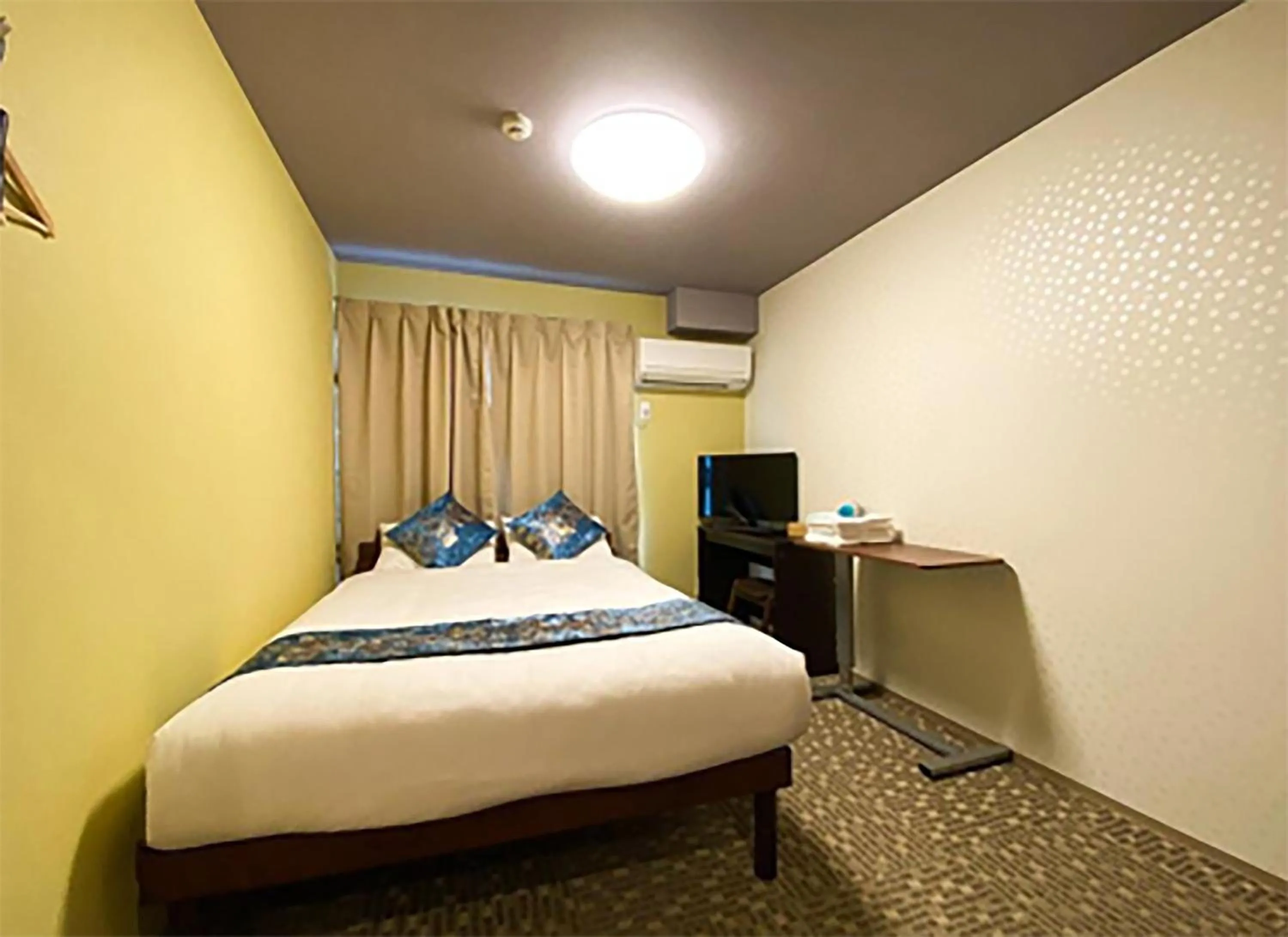 Bed in Miro Kyoto Nijo Hotel