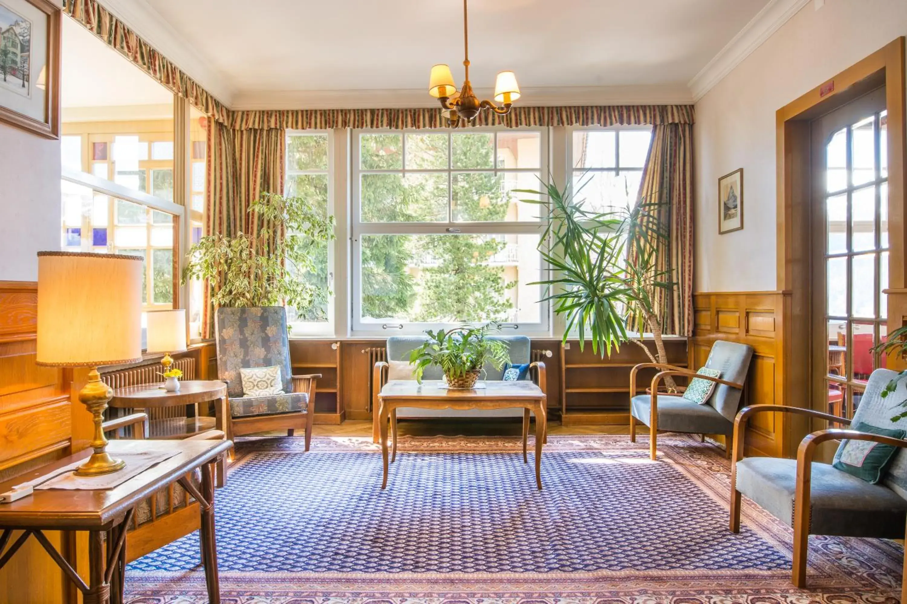 Lounge or bar in Historic Hotel Falken Lounge or bar in Historic Hotel Falken