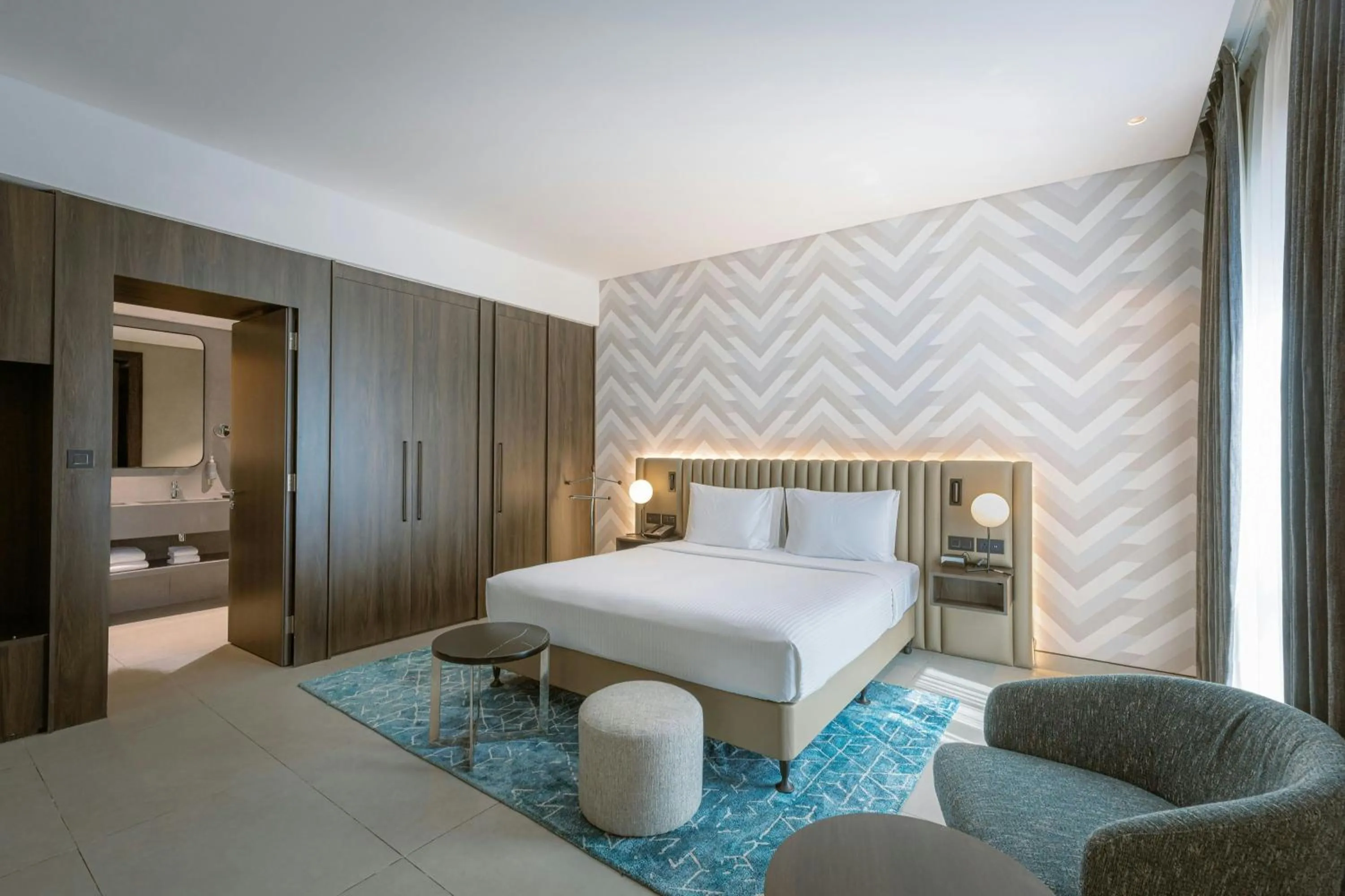 Bedroom, Bed in Courtyard by Marriott World Trade Centre, Dubai