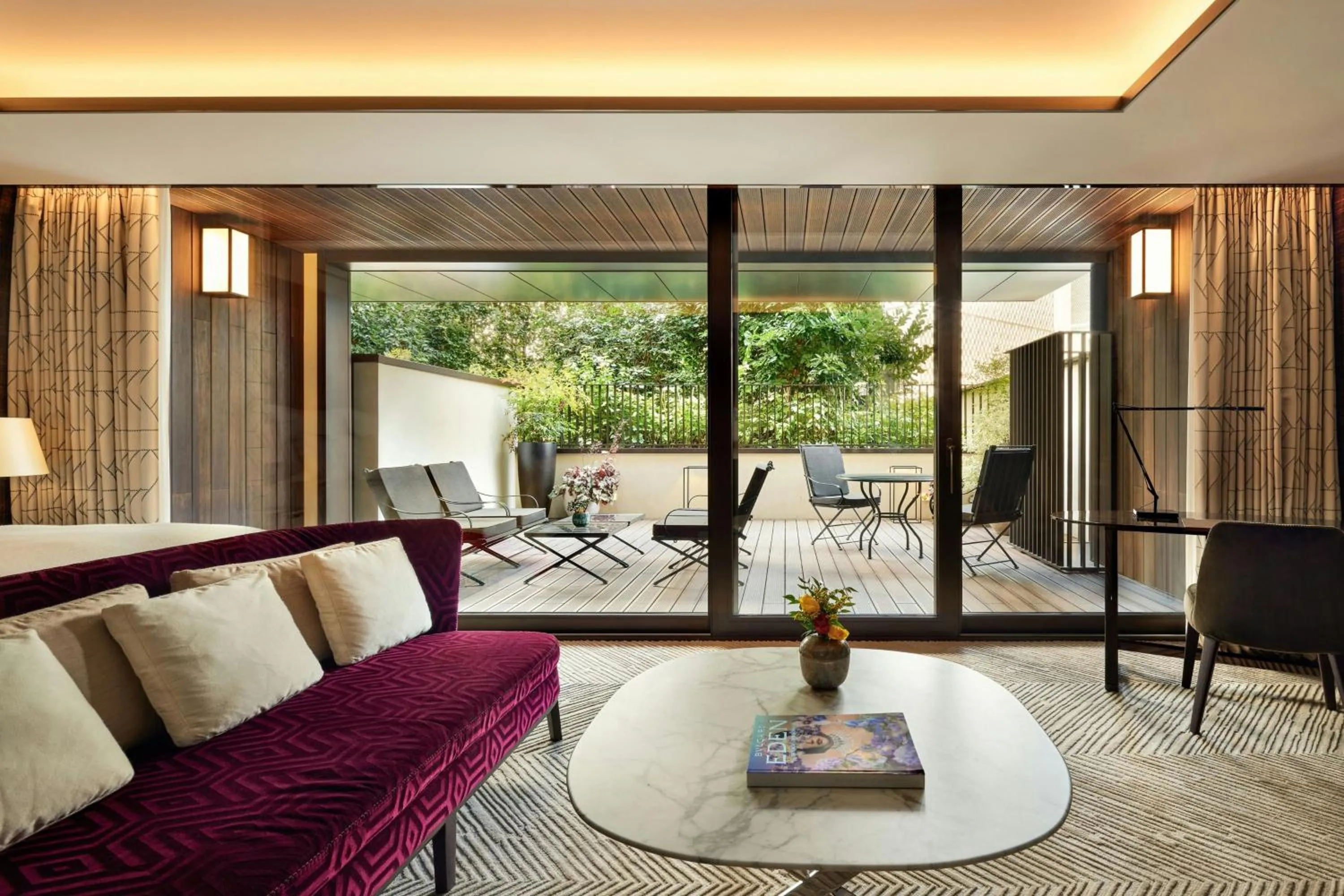 Photo of the whole room in Bvlgari Hotel Paris