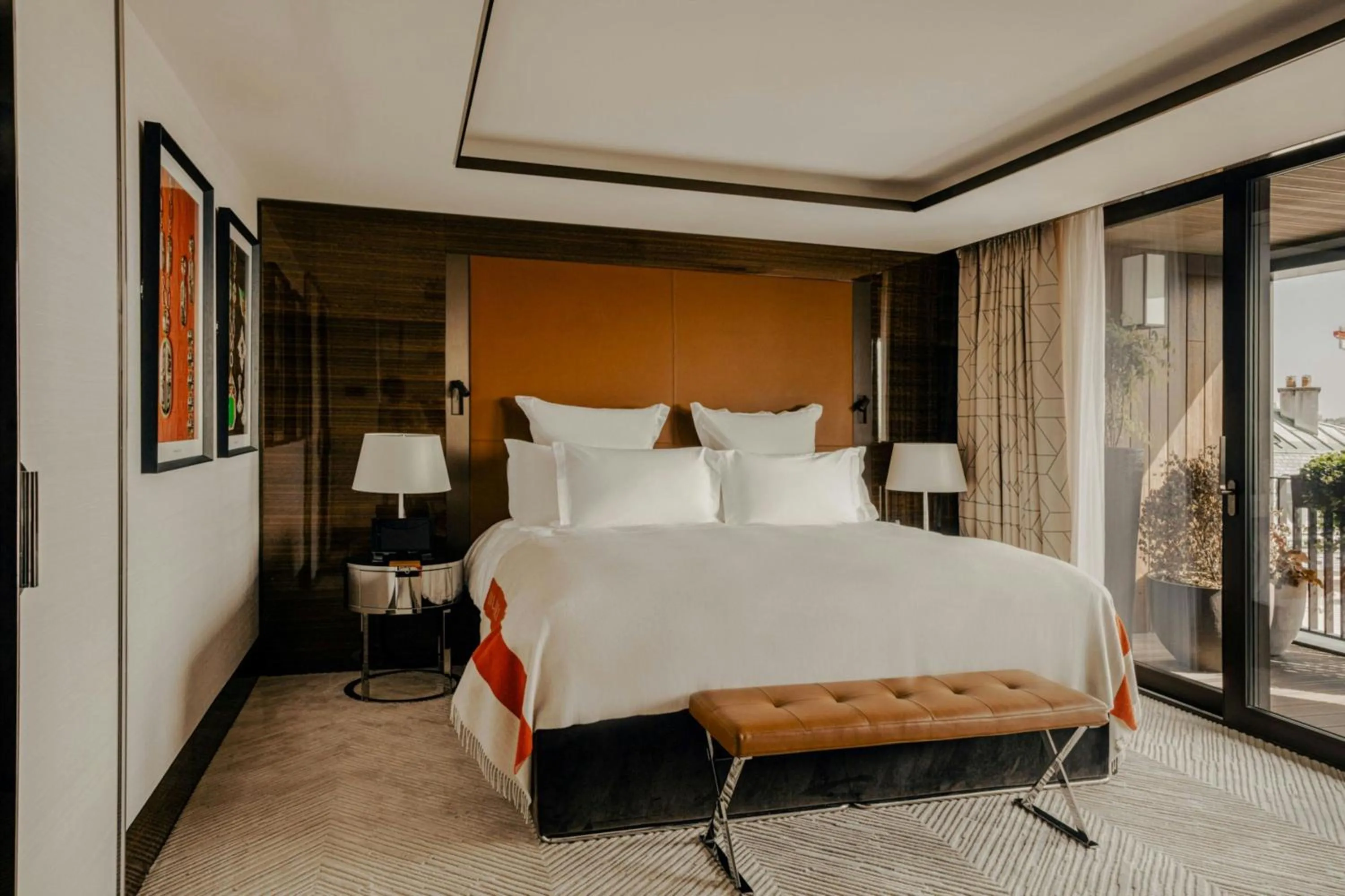 Bedroom, Bed in Bvlgari Hotel Paris