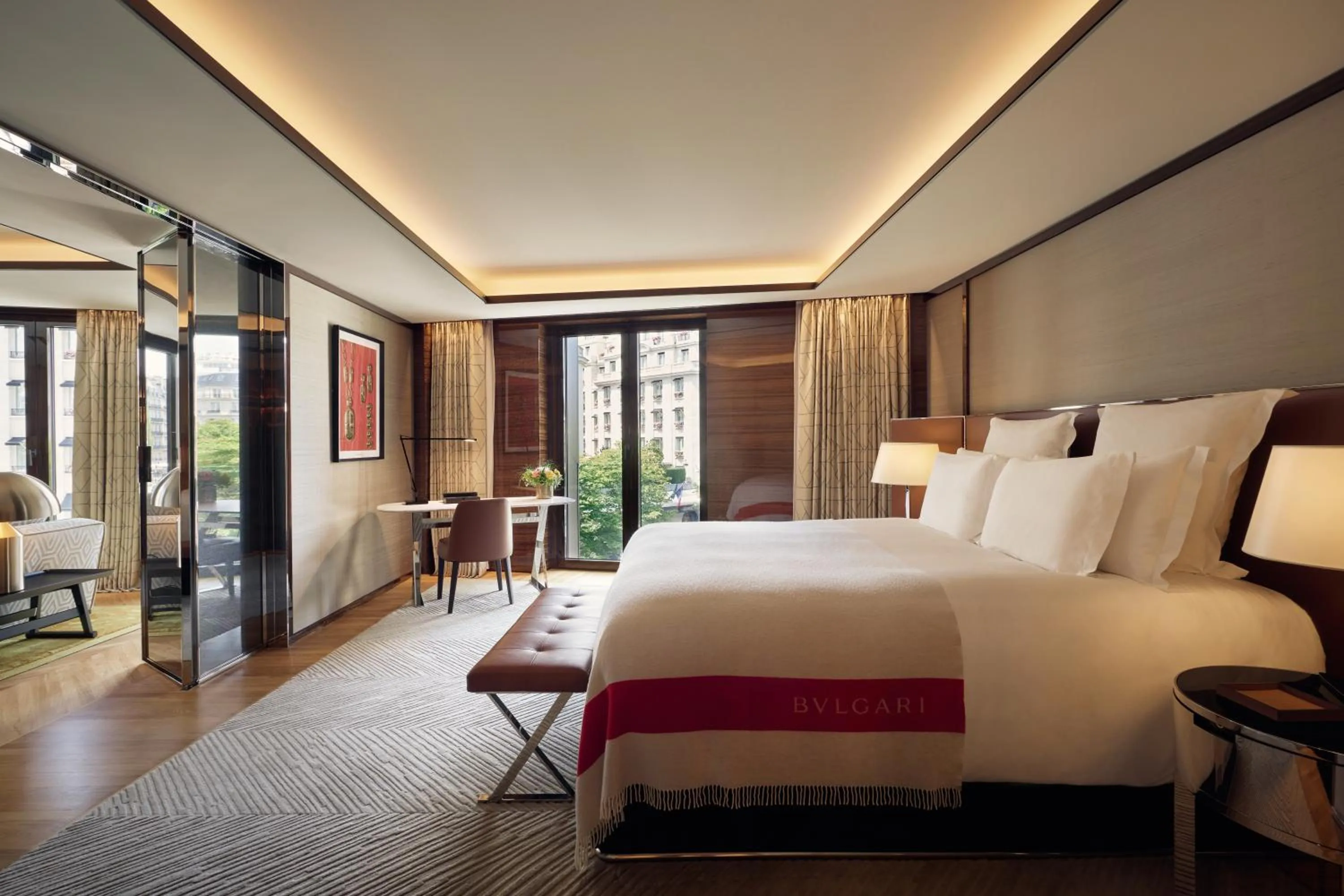 Bed in Bvlgari Hotel Paris