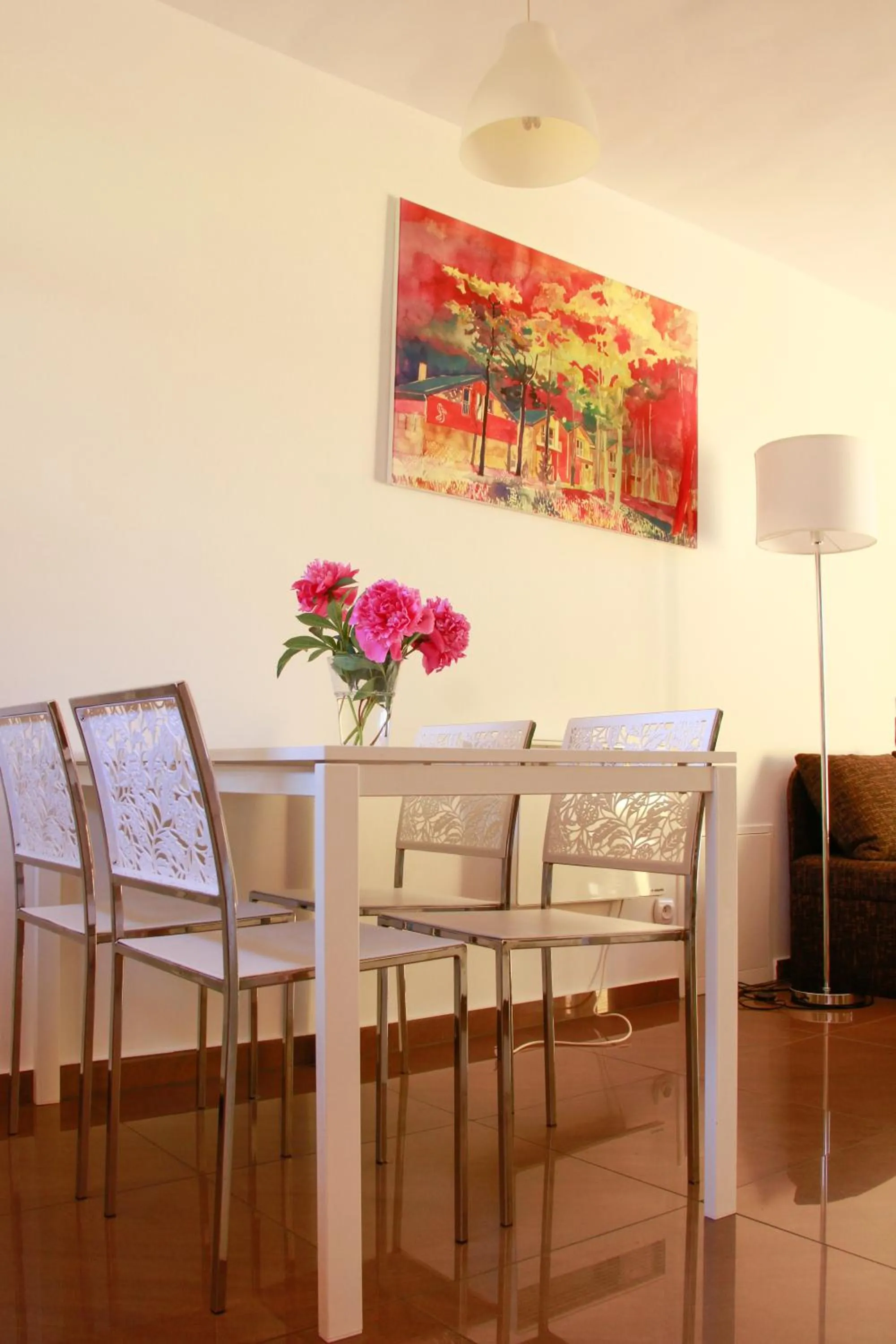 Kitchen or kitchenette in Pelikan Resort Dźwirzyno - Domki przy plaży
