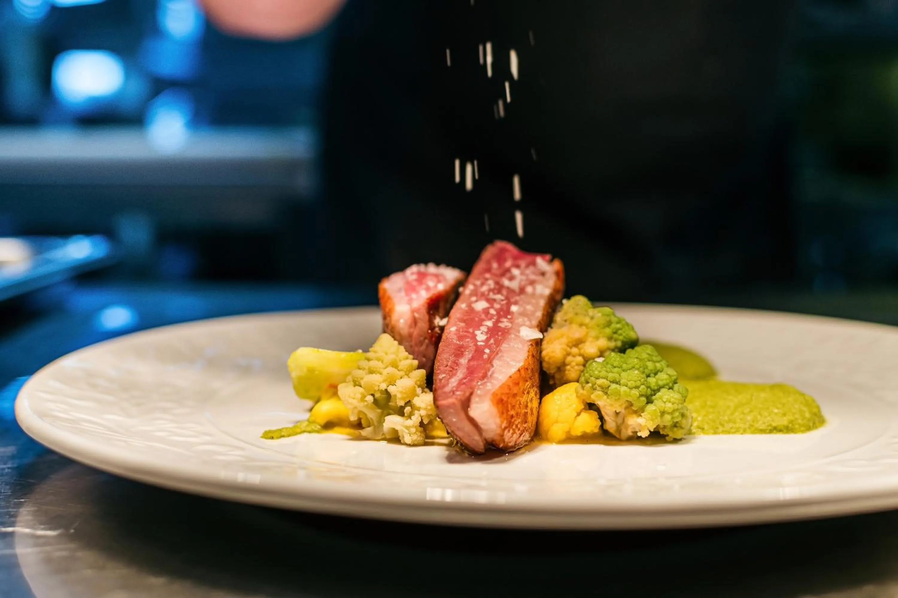 Restaurant/places to eat in Hotel Savannah