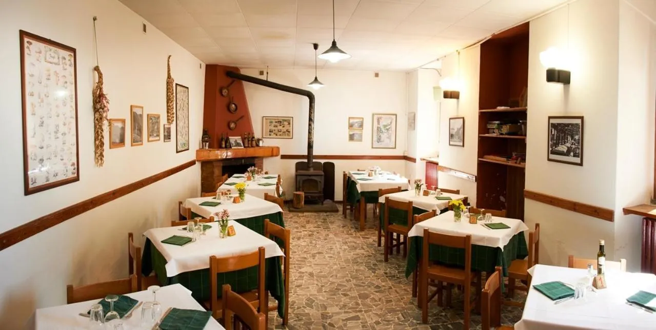 Restaurant/places to eat in Baita Bondella