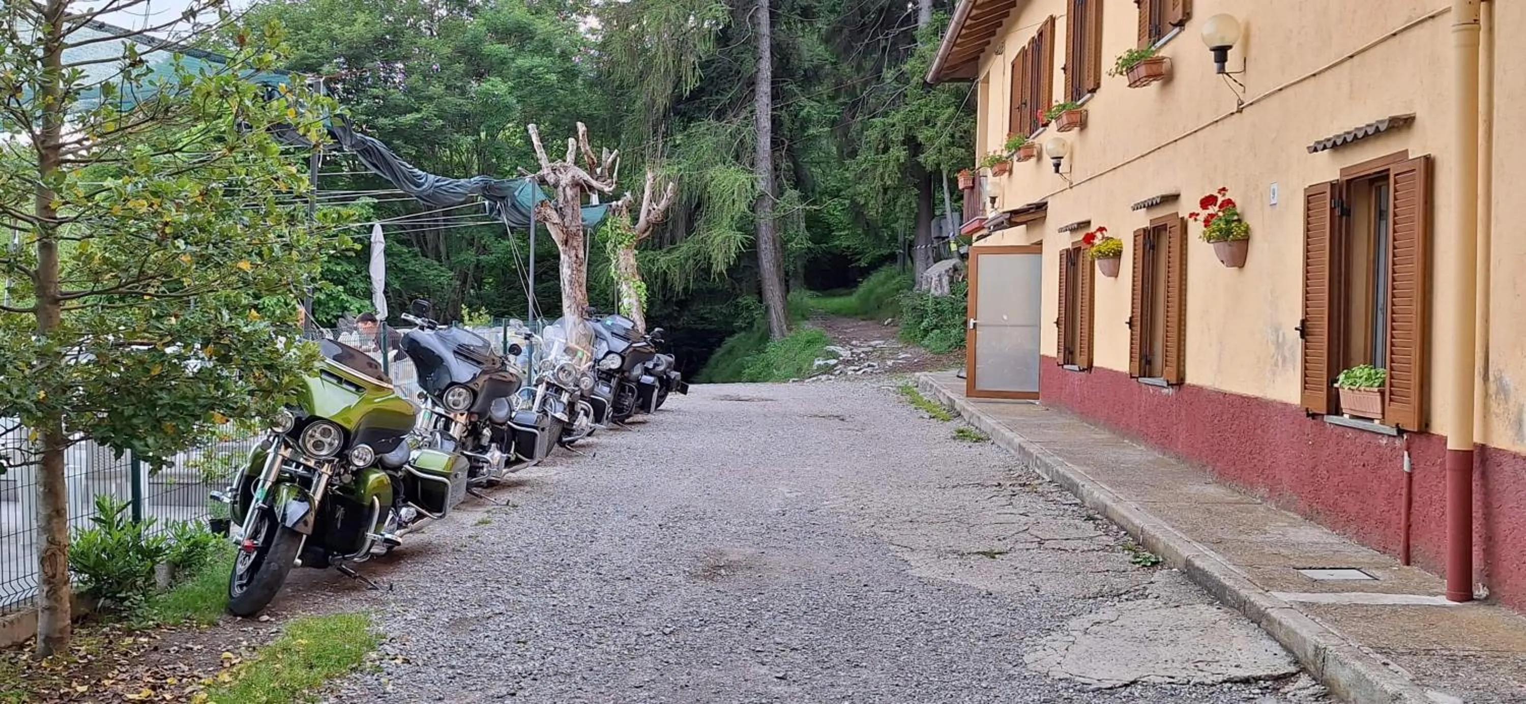 Property building in Baita Bondella