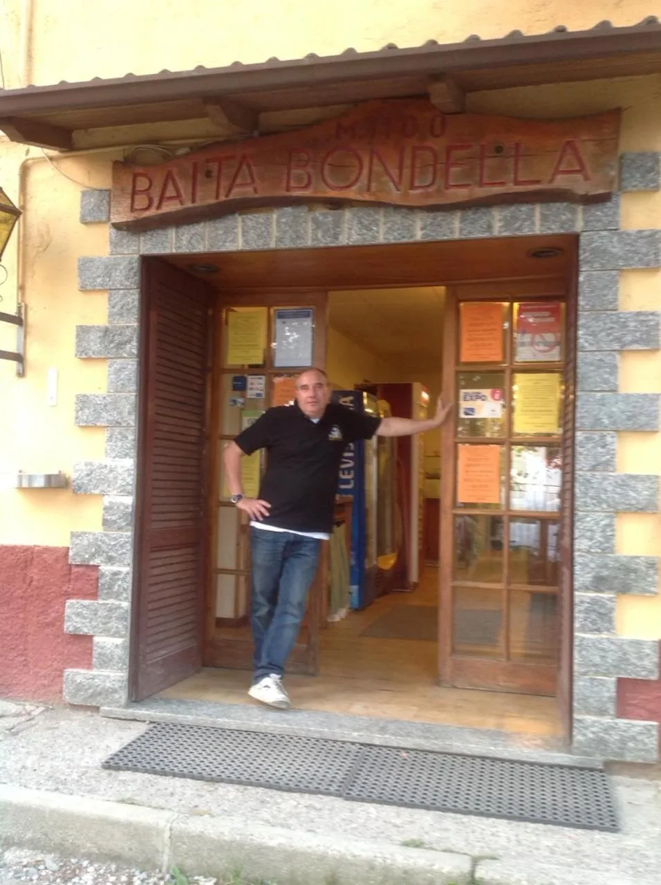 Facade/entrance in Baita Bondella