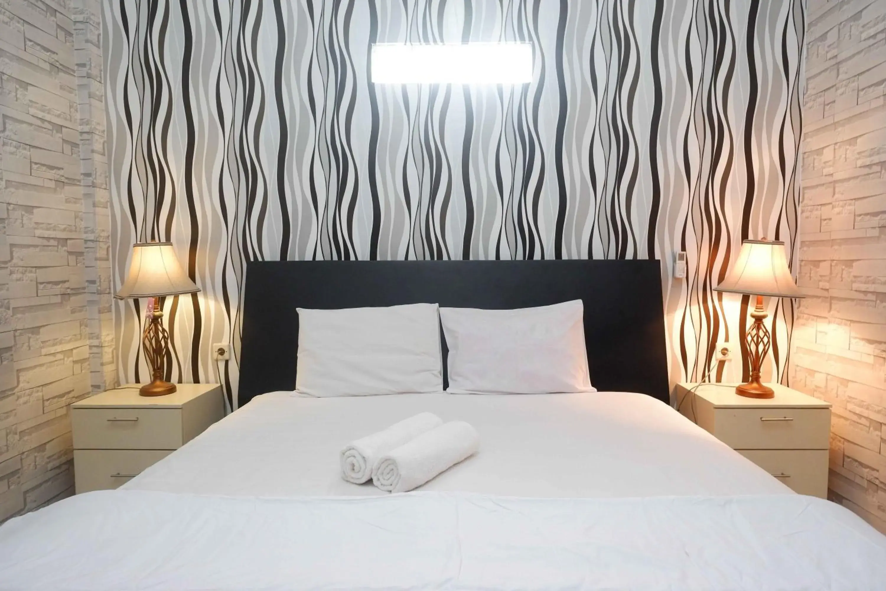 Bedroom, Bed in RedDoorz Syariah near RS Mitra Siaga Bedroom, Bed in RedDoorz Syariah near RS Mitra Siaga