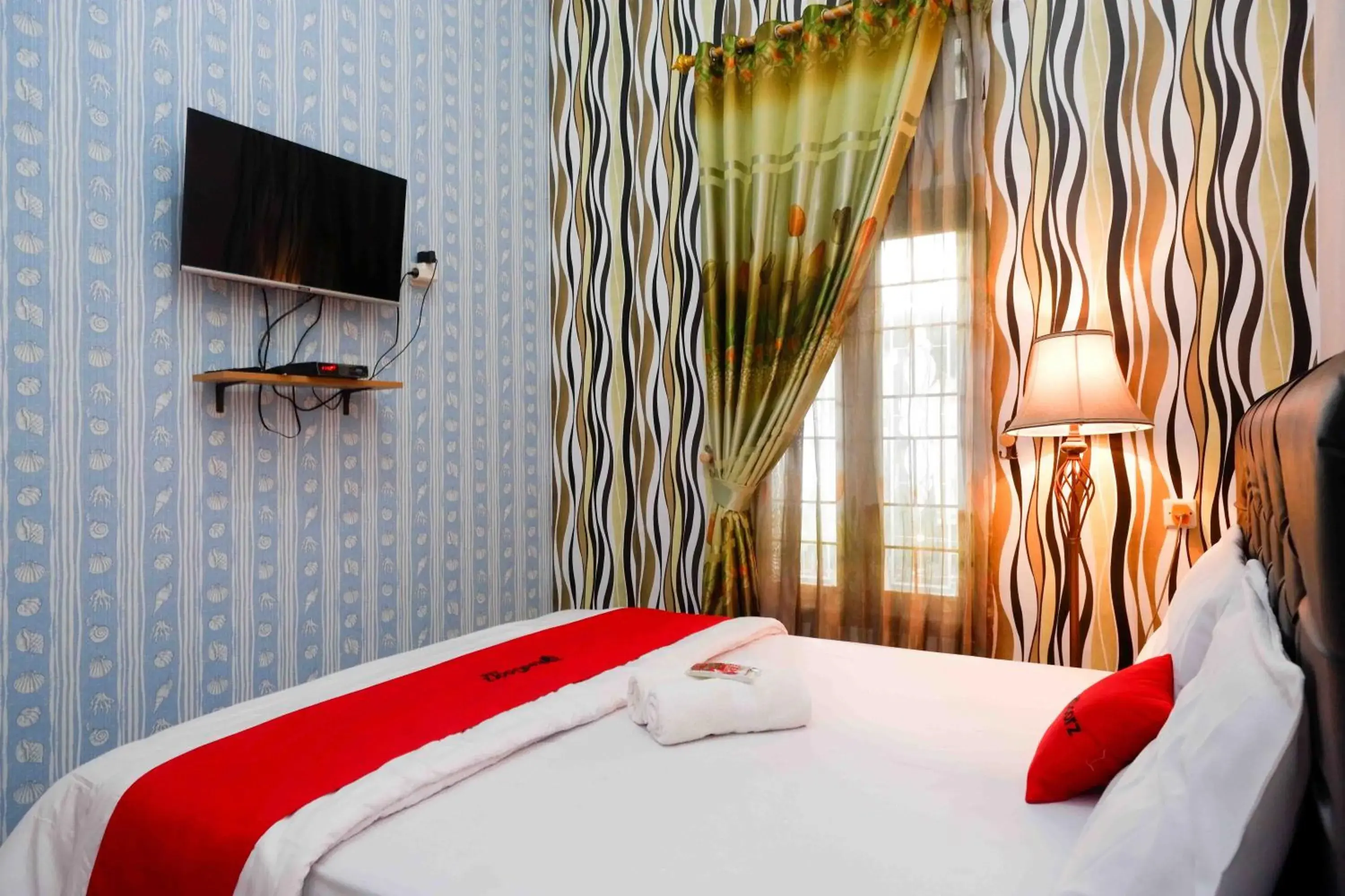 Bedroom, Bed in RedDoorz Syariah near RS Mitra Siaga Bedroom, Bed in RedDoorz Syariah near RS Mitra Siaga