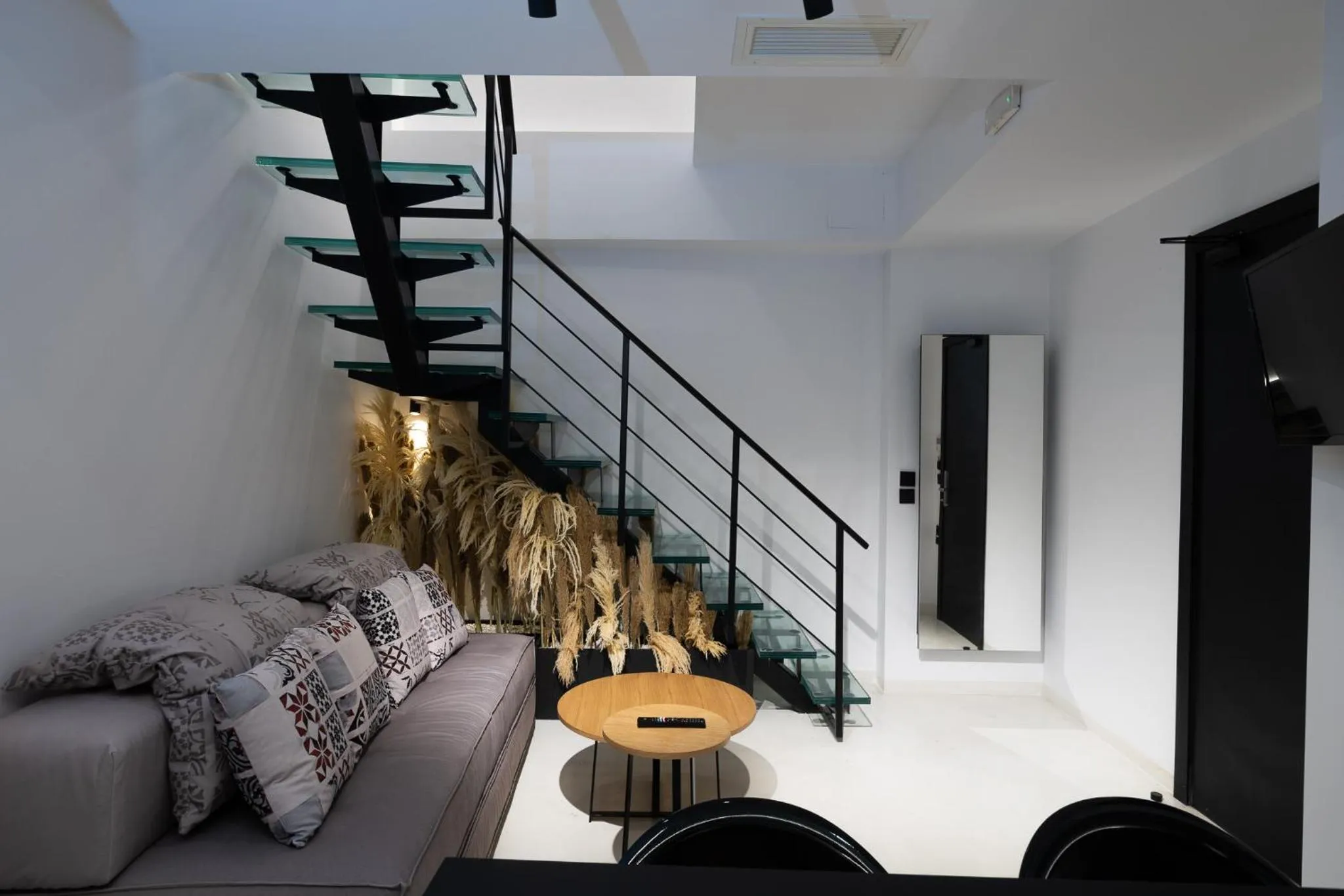 Photo of the whole room in The Fountain Athens