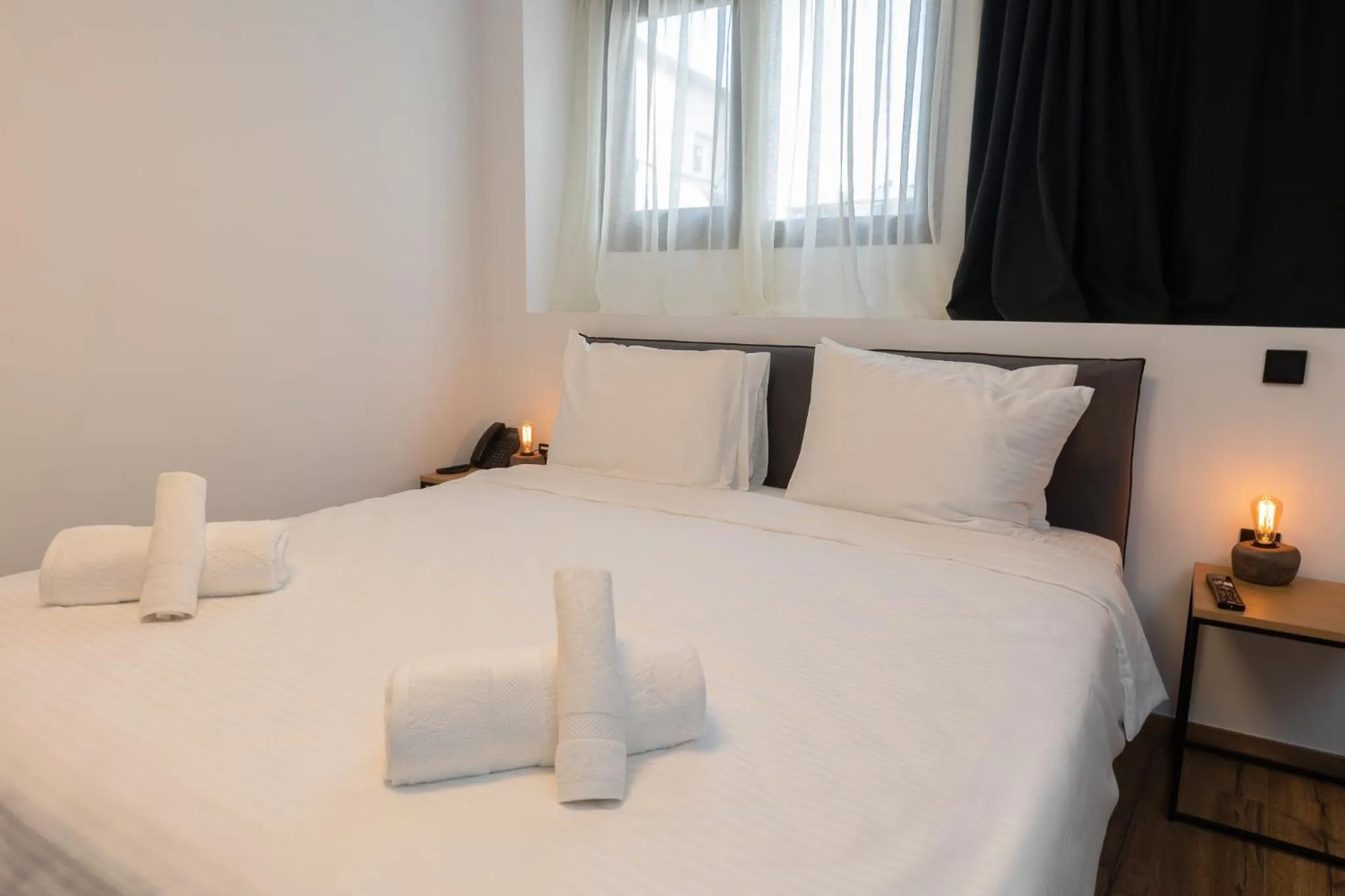 Bed in The Fountain Athens